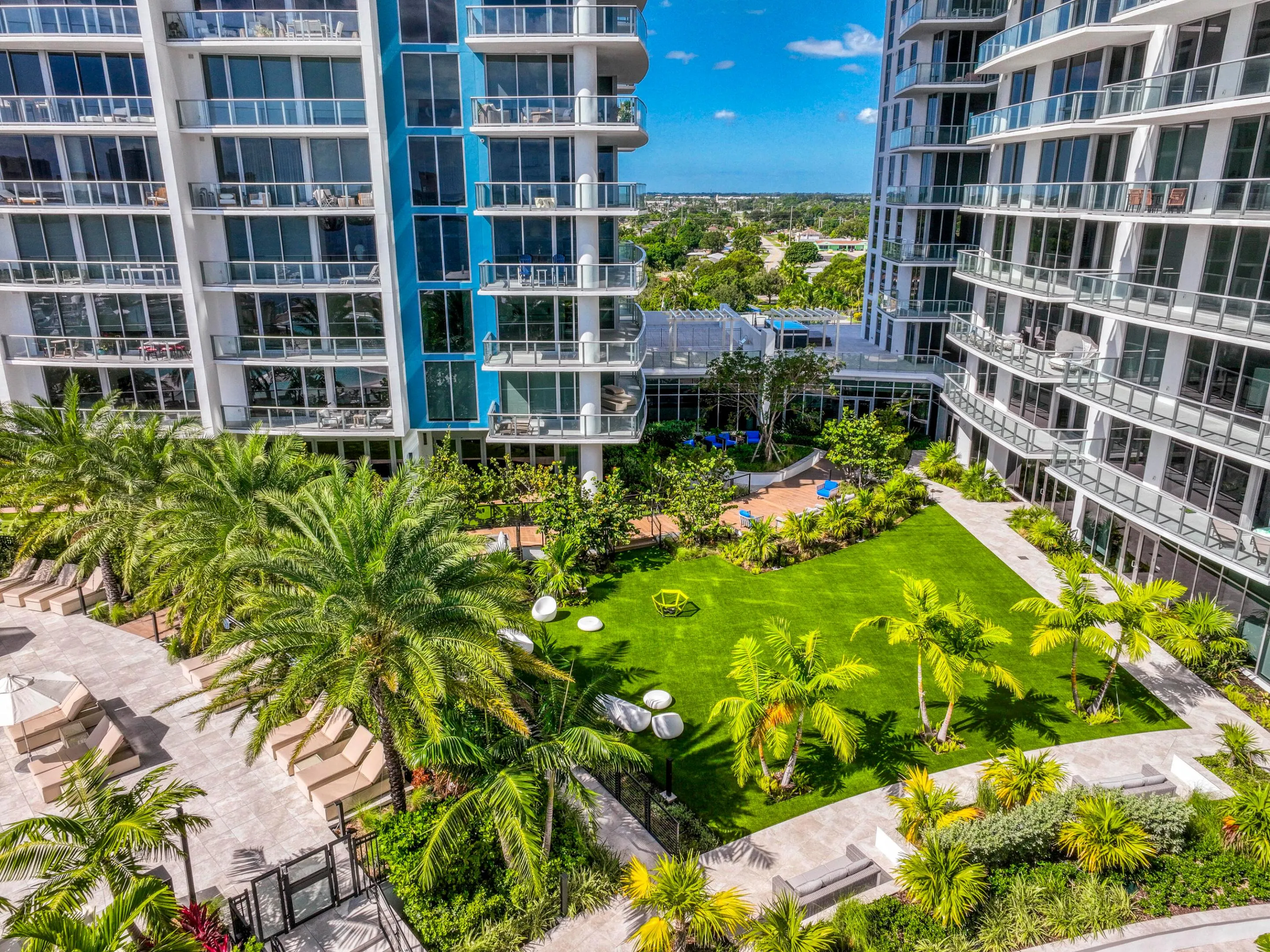 220 Lake Shore Drive #1207
