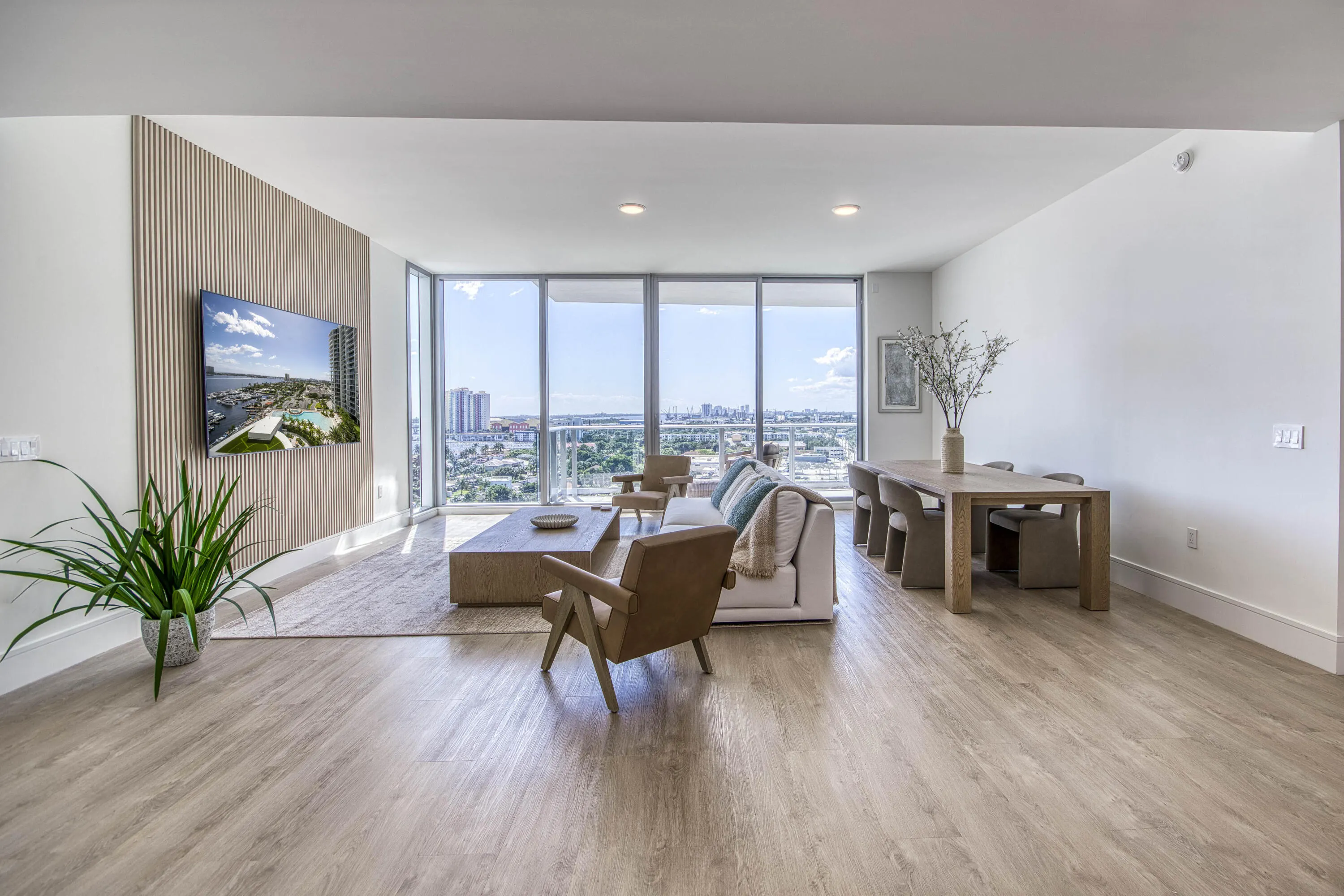 220 Lake Shore Drive #1207