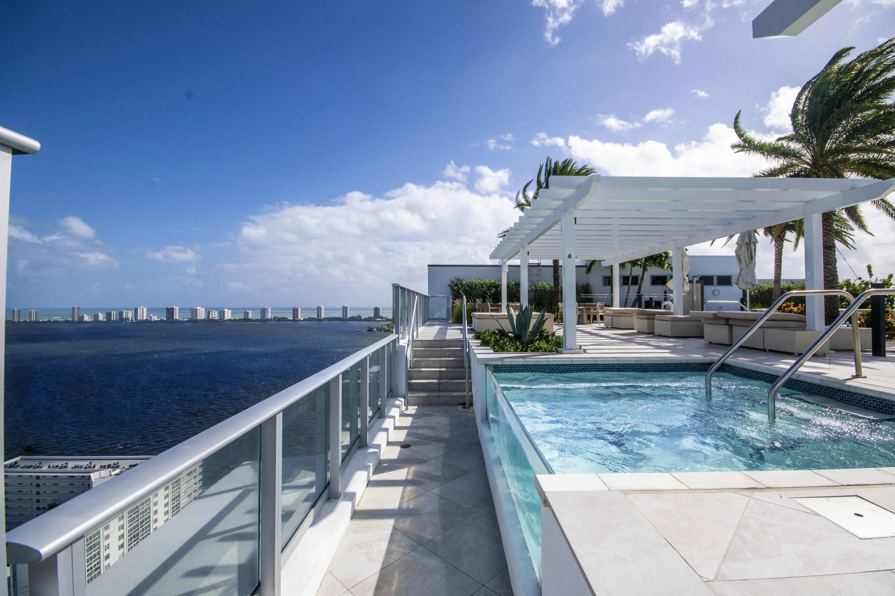 220 Lake Shore Drive #1207
