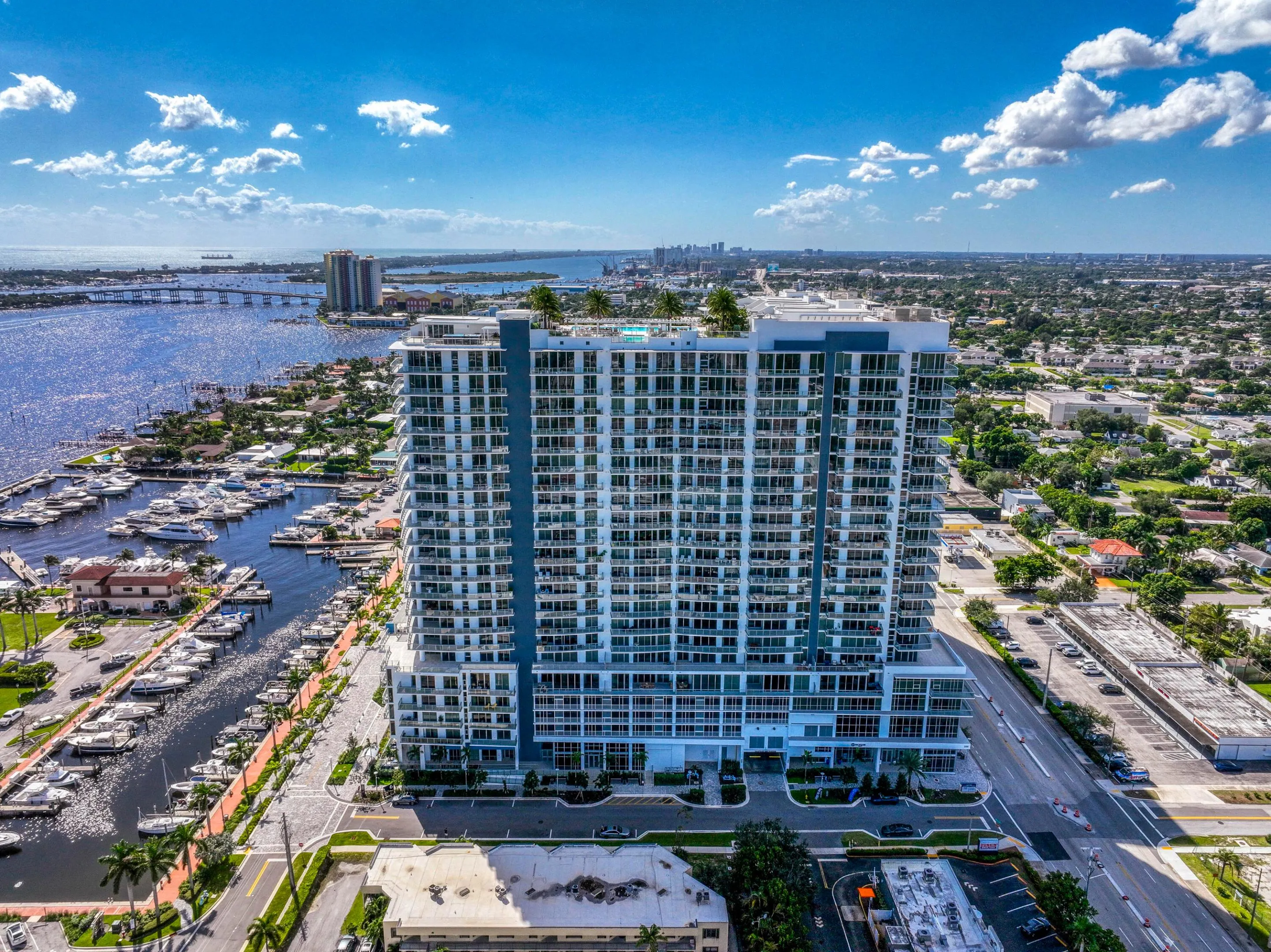220 Lake Shore Drive #1207