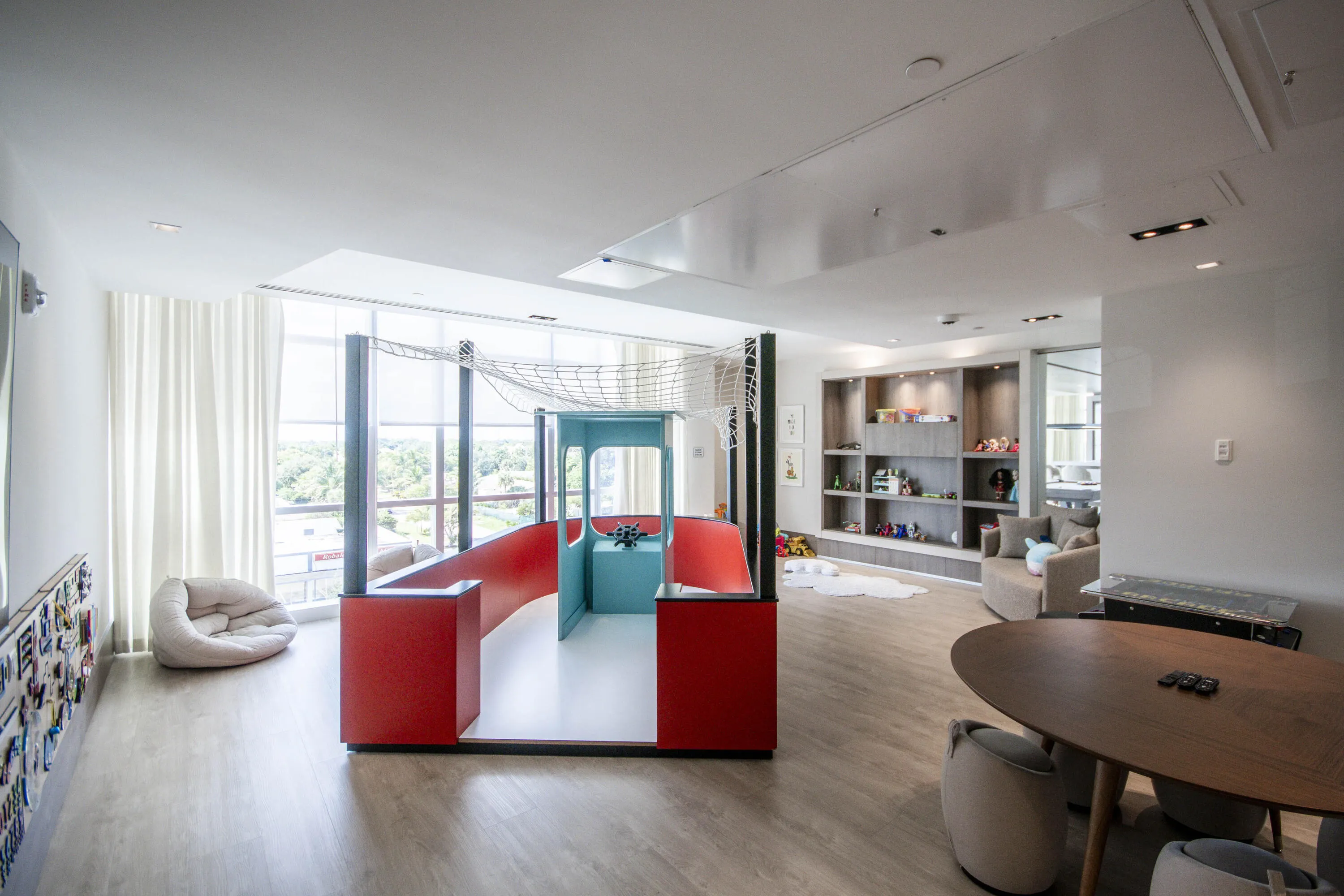 220 Lake Shore Drive #1207