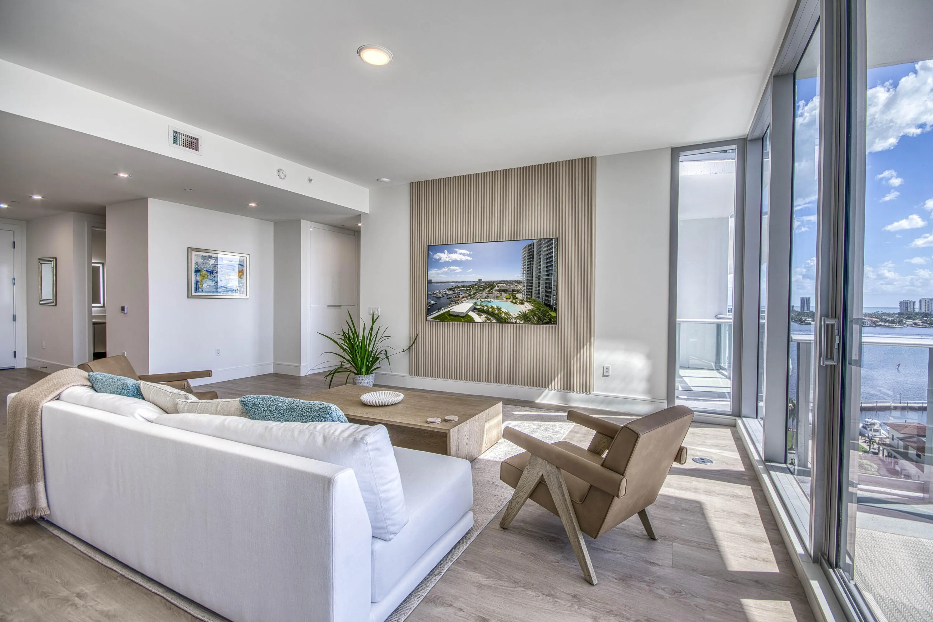 220 Lake Shore Drive #1207