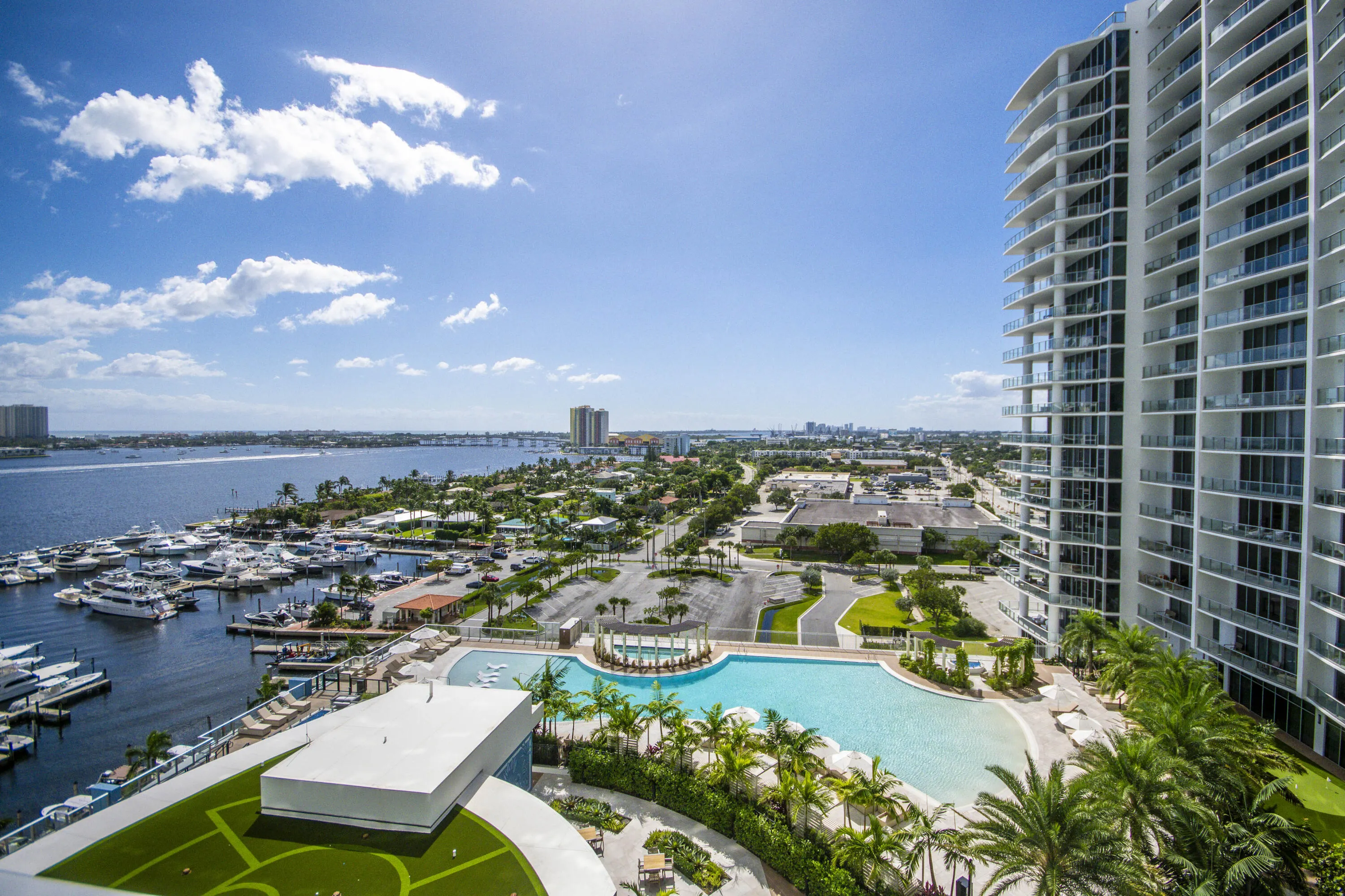 220 Lake Shore Drive #1207