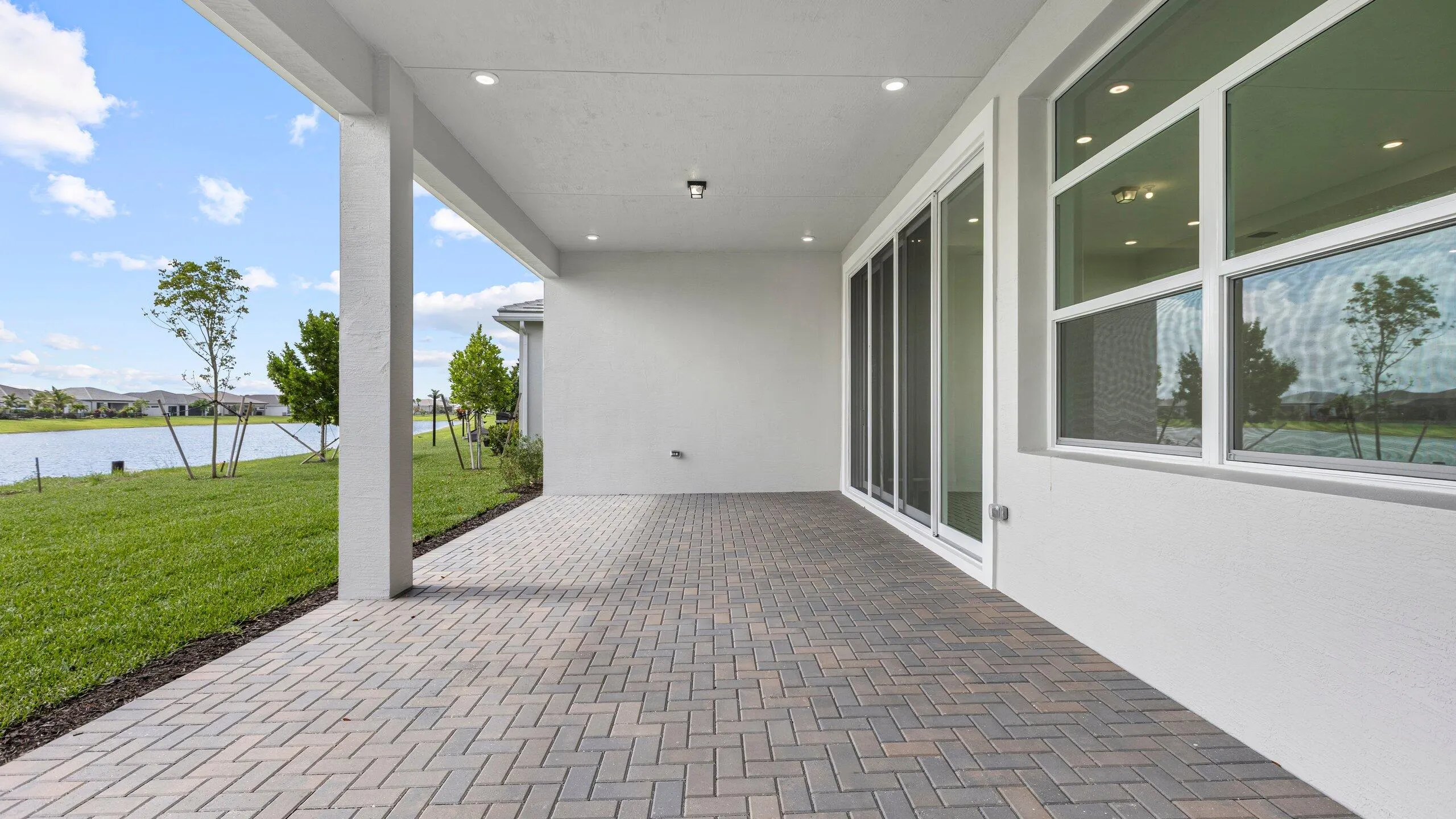 5362 Saint Armands Way