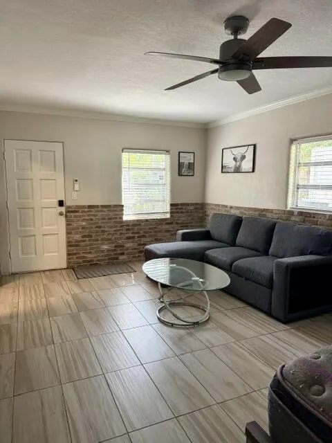 131 S Federal Highway #2