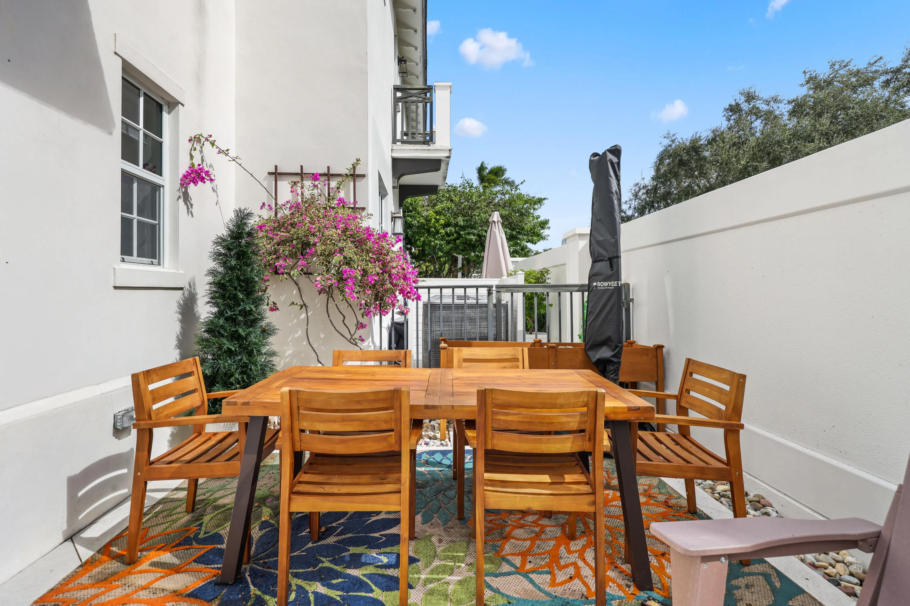 914 St George Boulevard