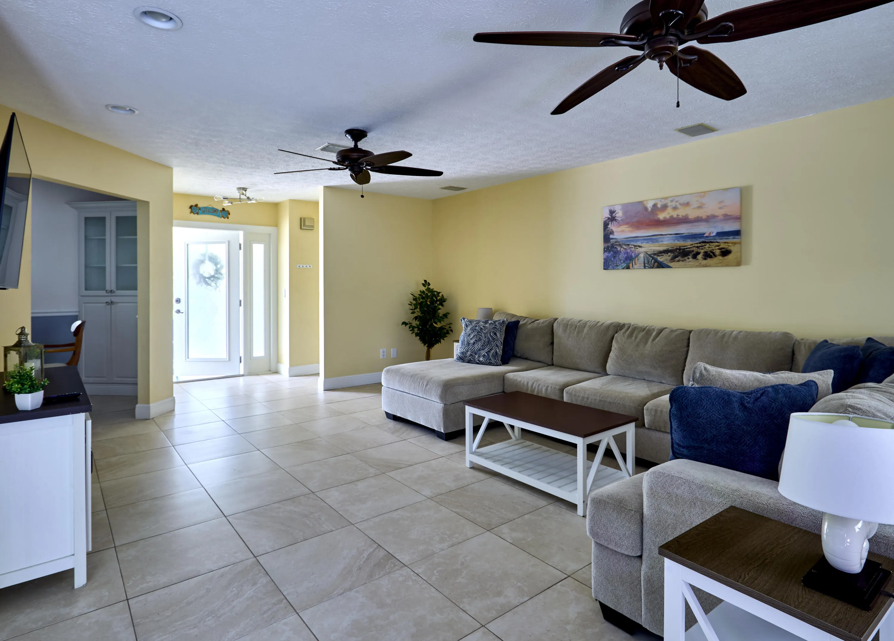 2485 NE 16TH Court