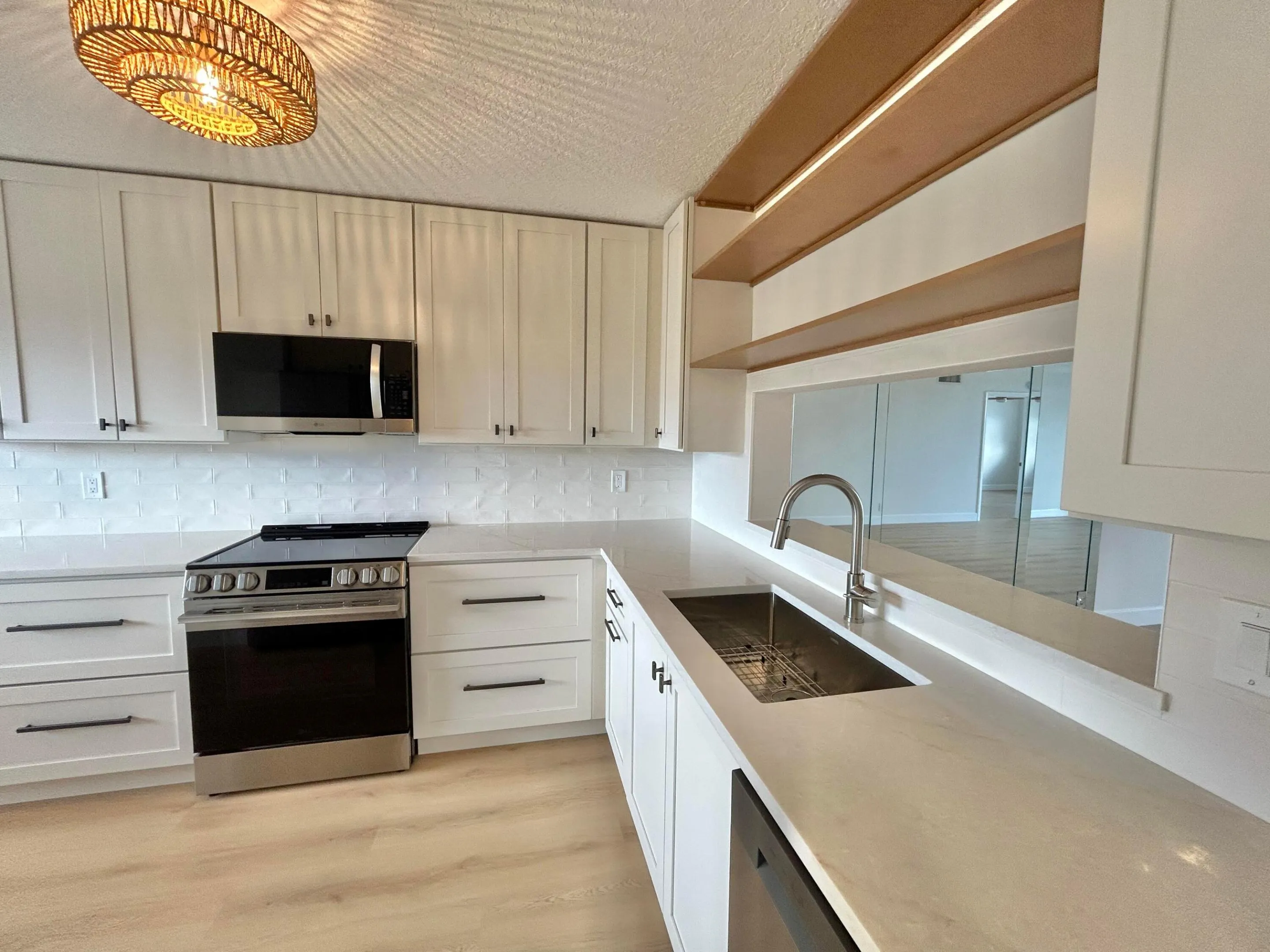 4725 LUCERNE LAKES Boulevard E #413