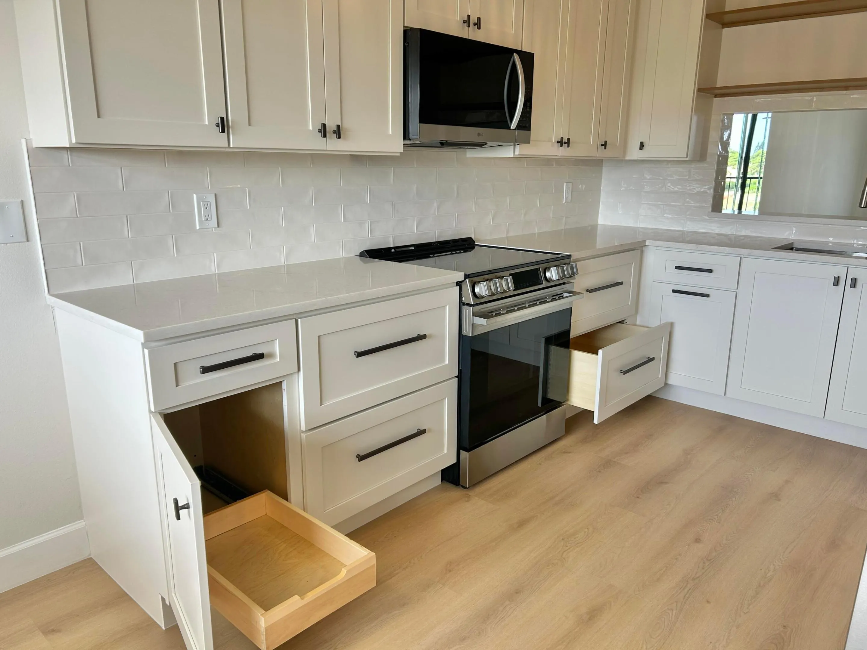 4725 LUCERNE LAKES Boulevard E #413