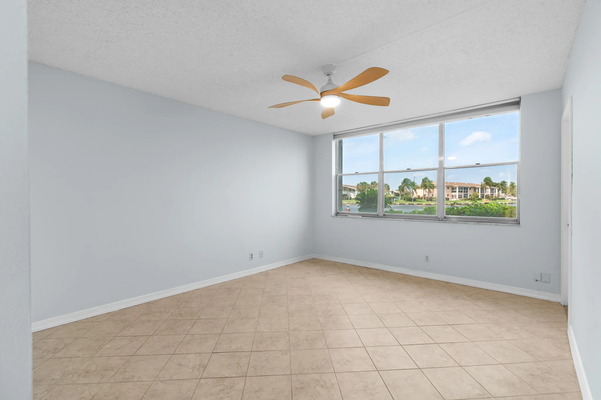 777 S FEDERAL Highway #103G