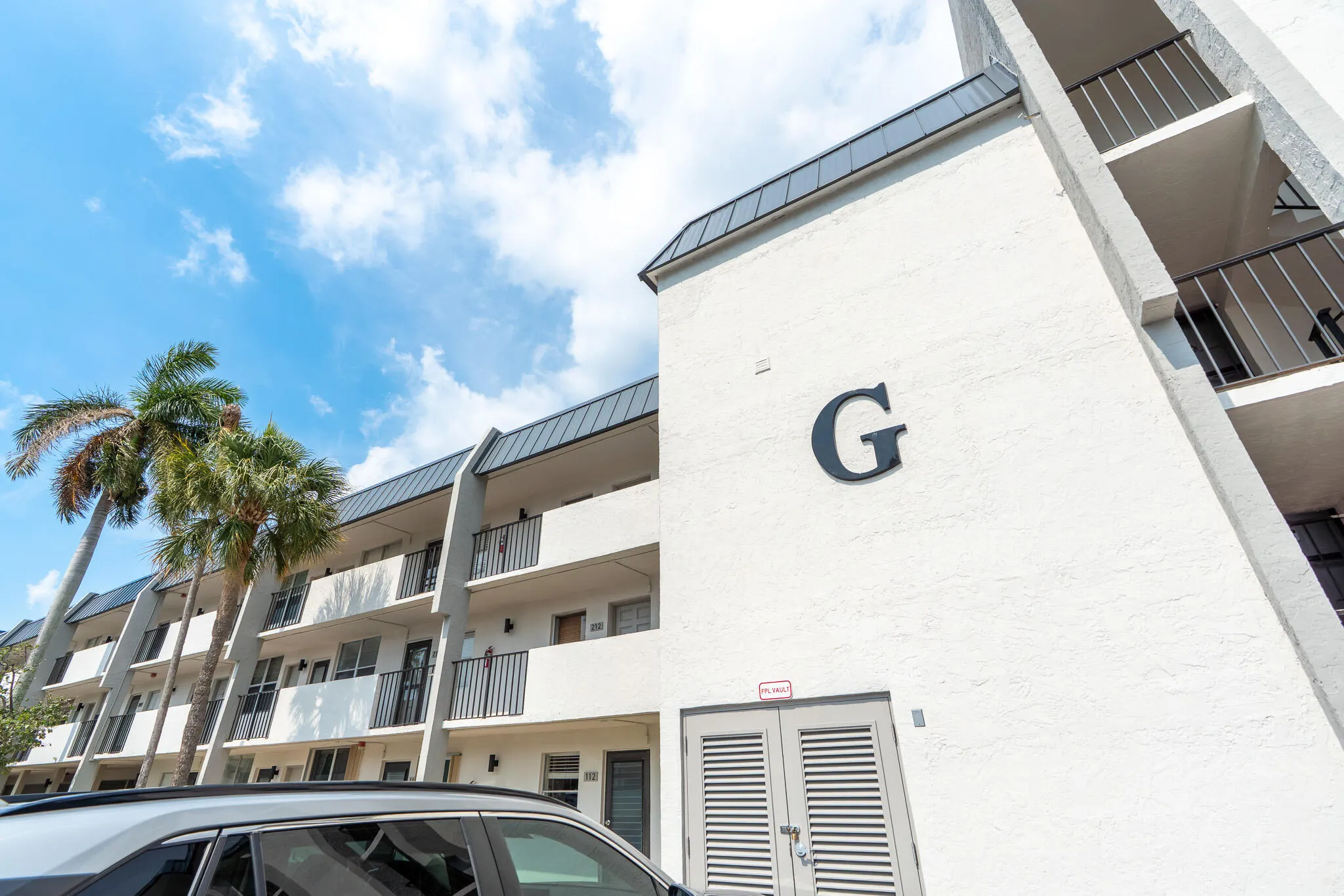 777 S FEDERAL Highway #103G