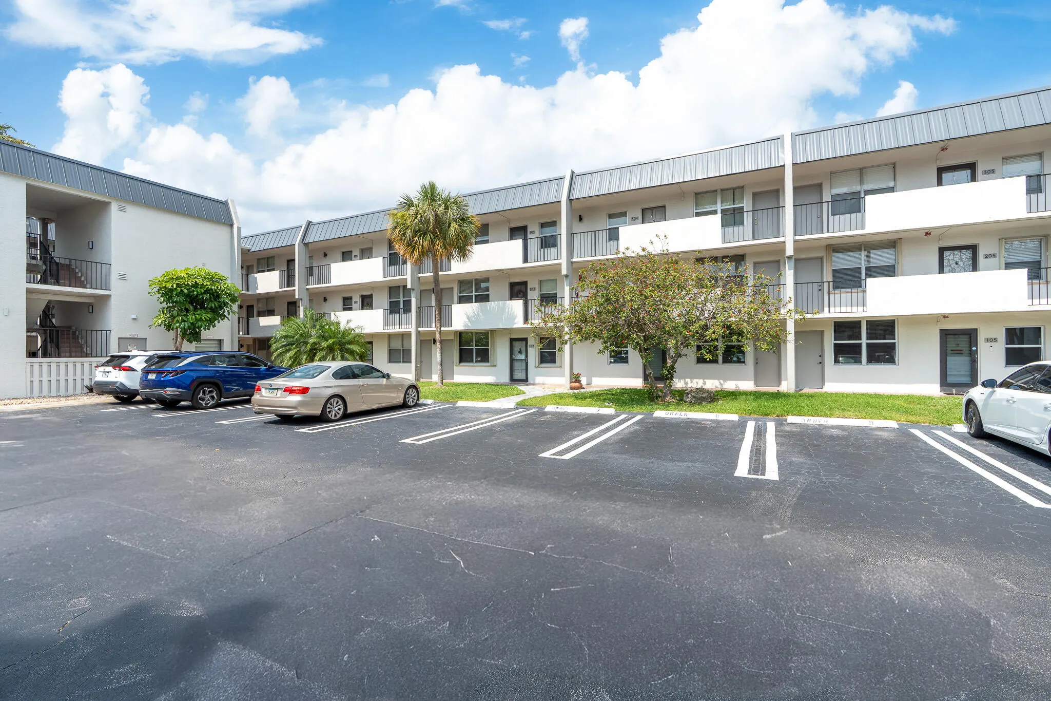 777 S FEDERAL Highway #103G