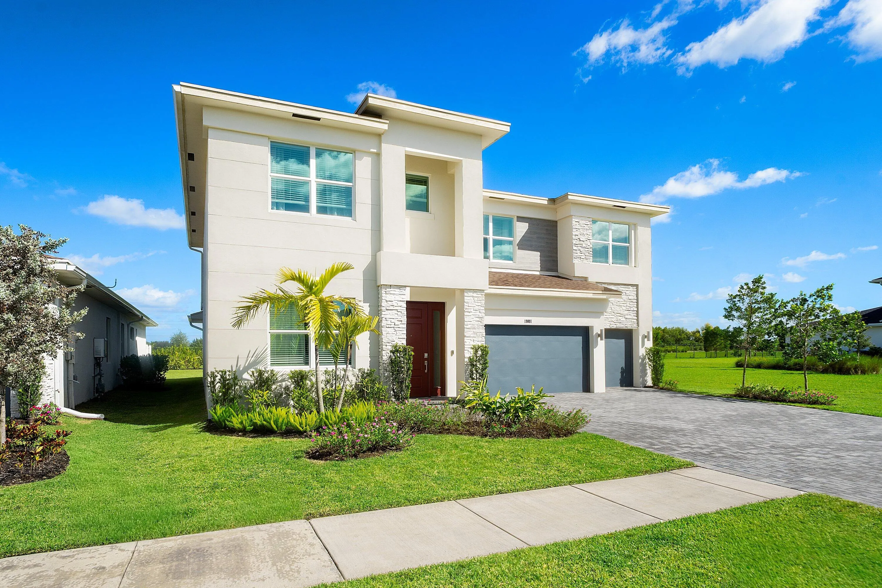19081 WOOD STORK Way