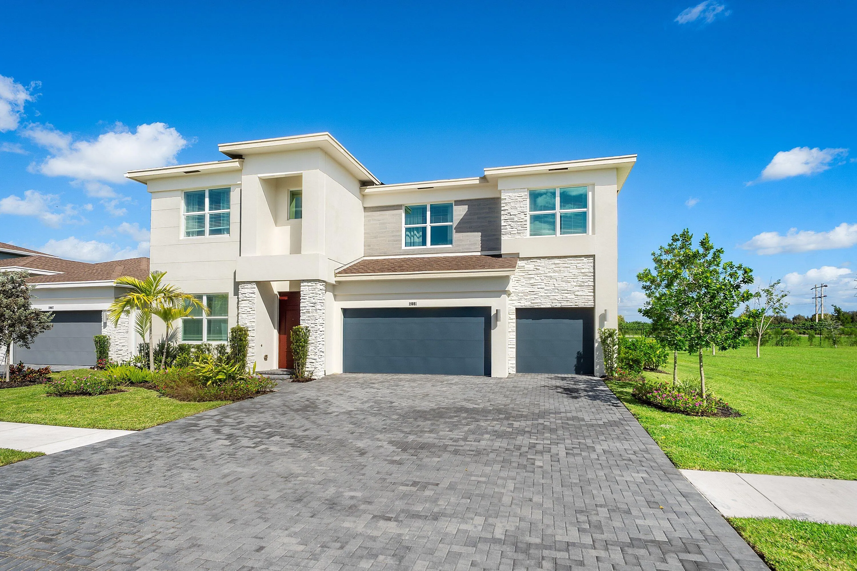 19081 WOOD STORK Way