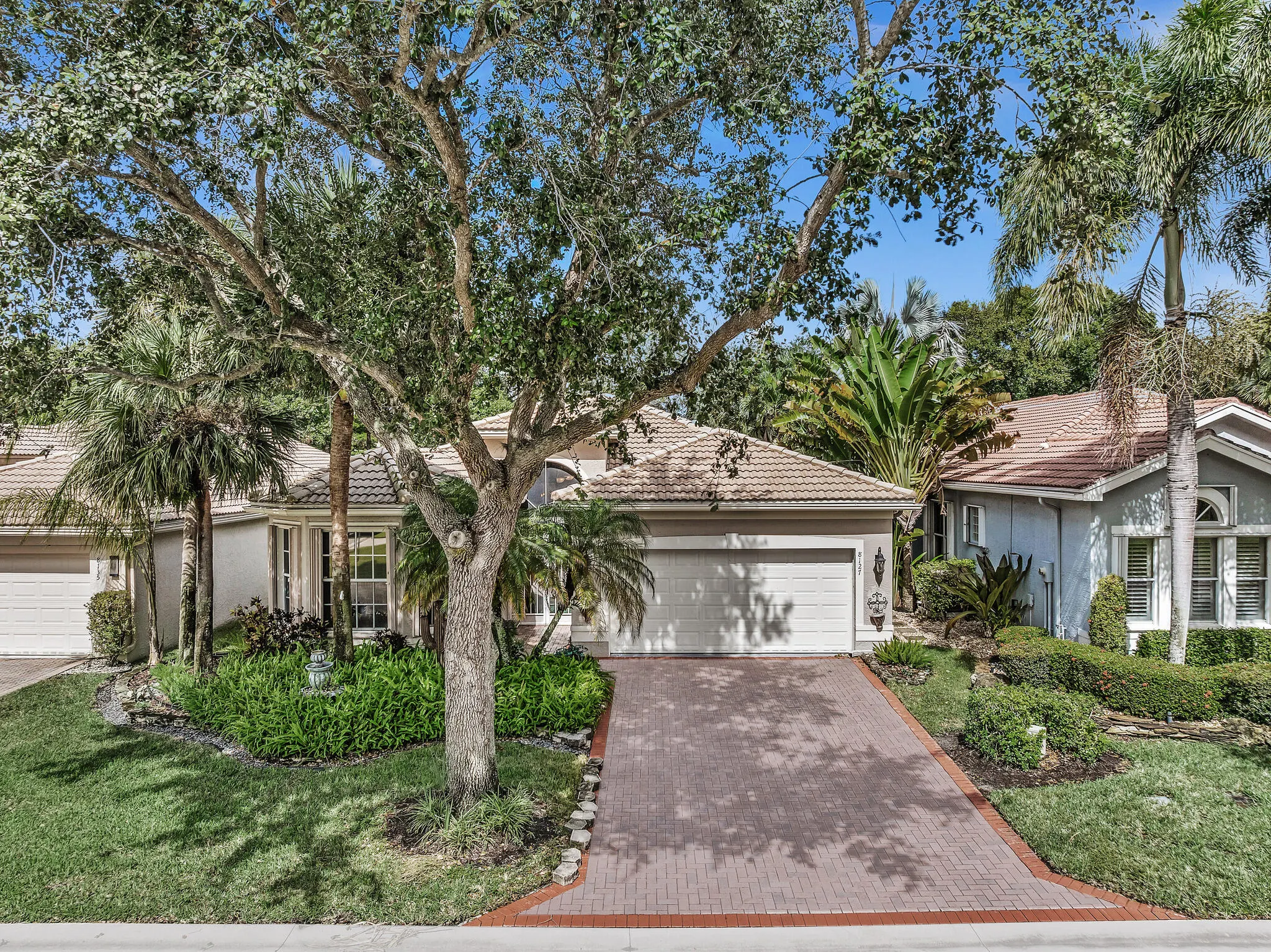 8127 PLAYA DEL SUR Boulevard