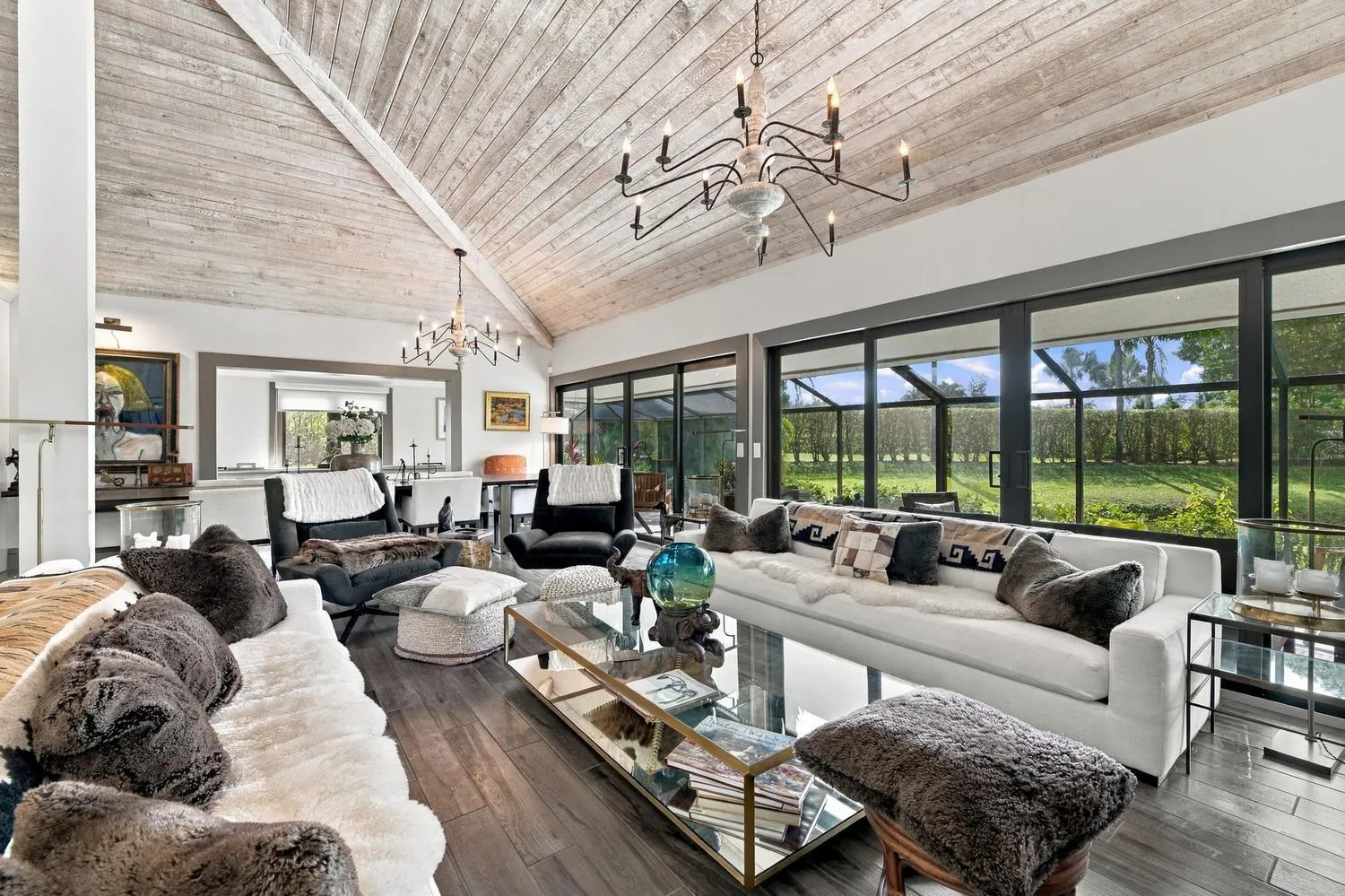 2083 WIGHTMAN Drive