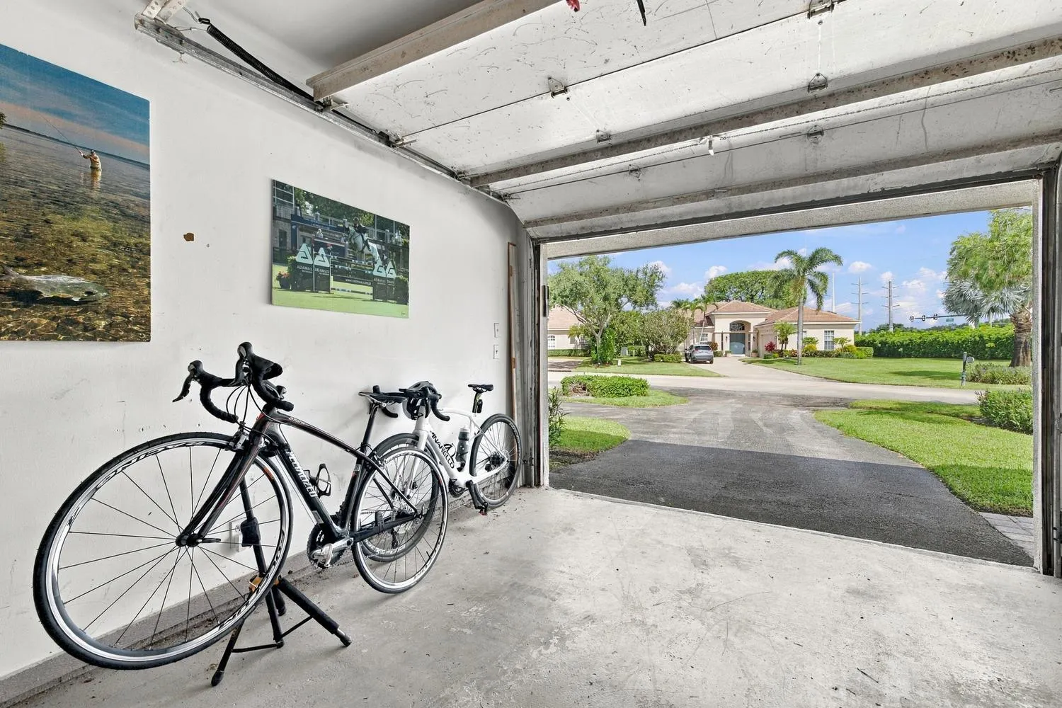 2083 WIGHTMAN Drive