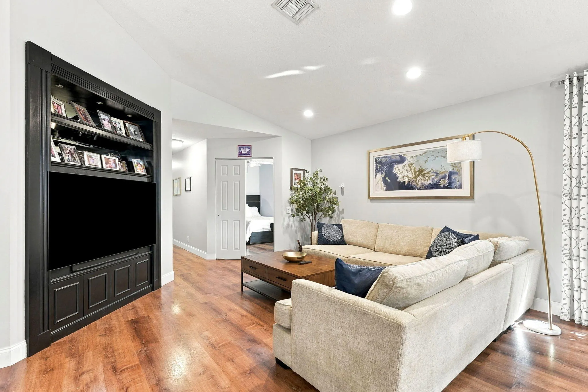 11589 AUGUSTUS Drive