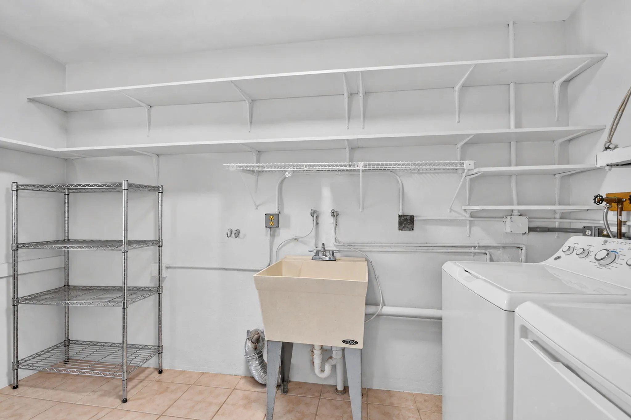 5780 Fernley Drive W #109