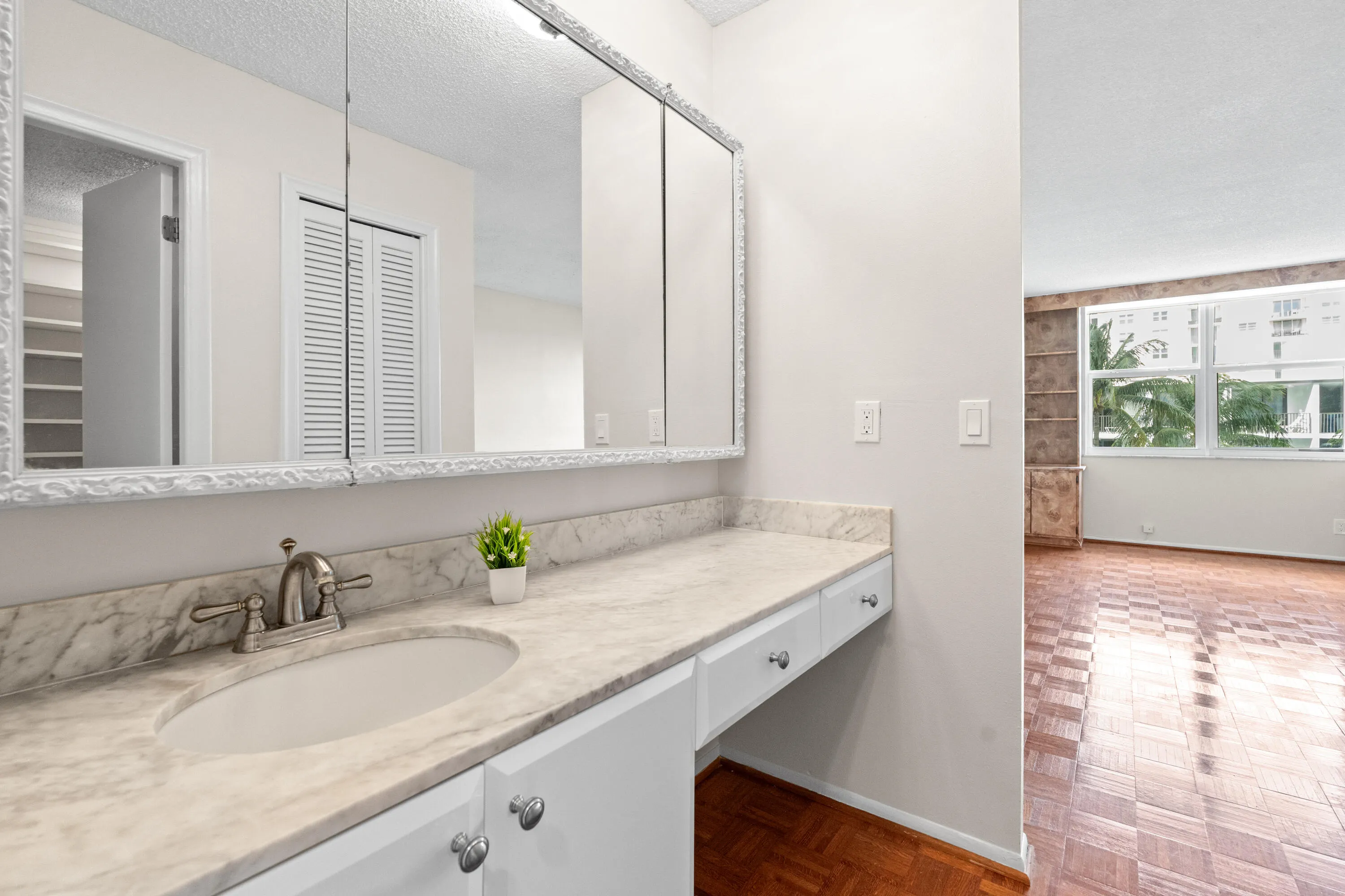 2000 S OCEAN Boulevard #3D