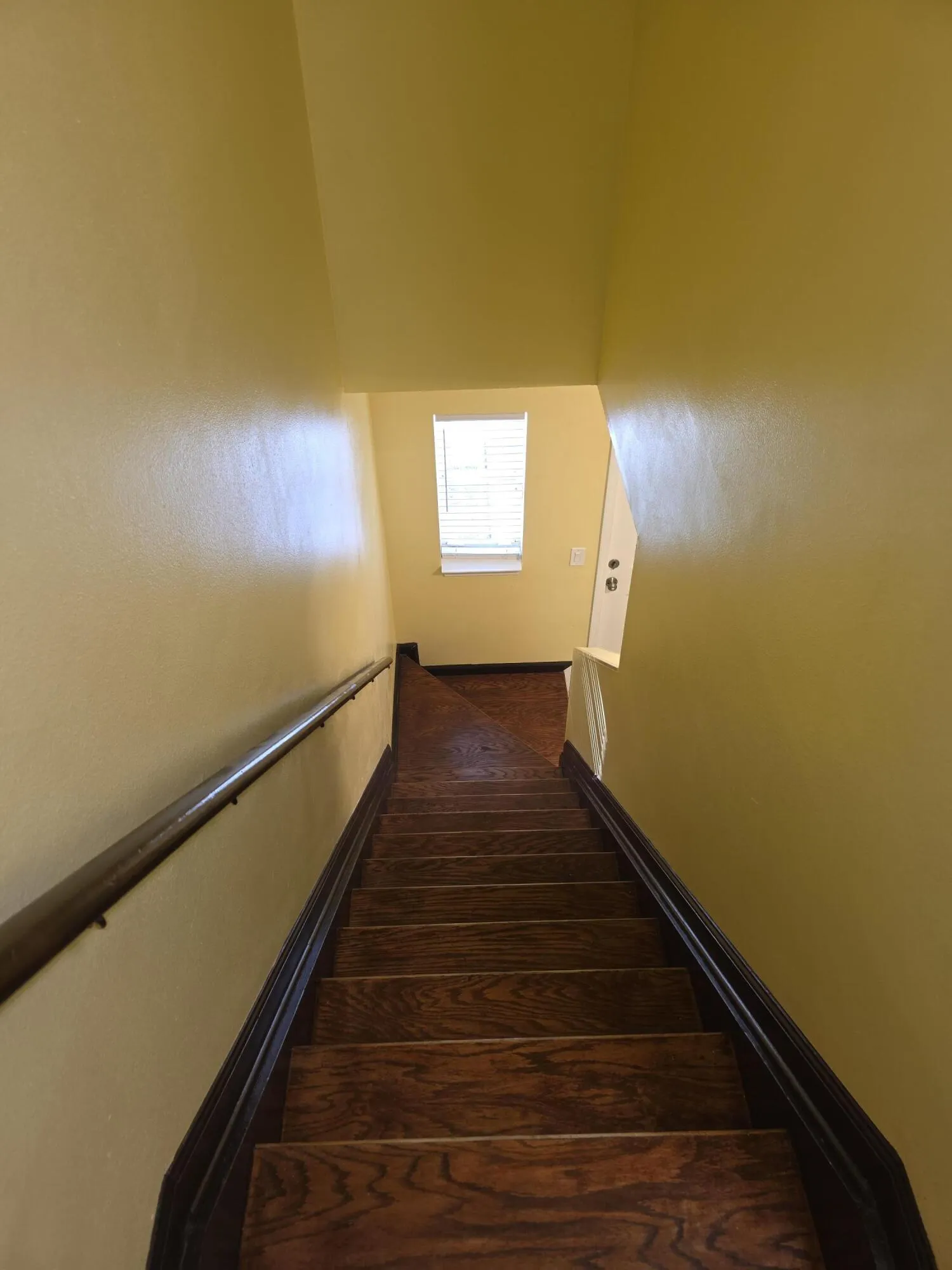 6004 N GOLDEN BEAUTY Lane #6004