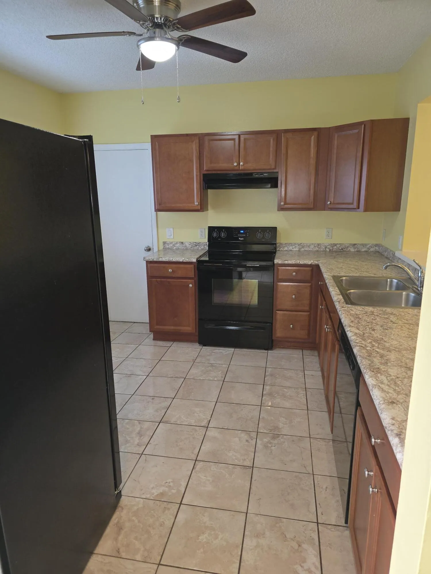 6004 N GOLDEN BEAUTY Lane #6004