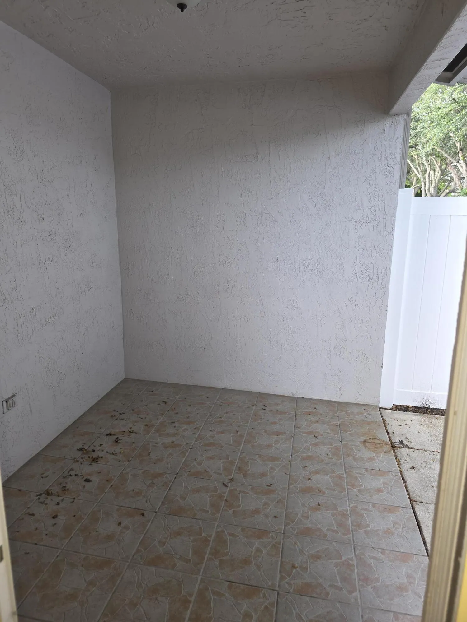 6004 N GOLDEN BEAUTY Lane #6004