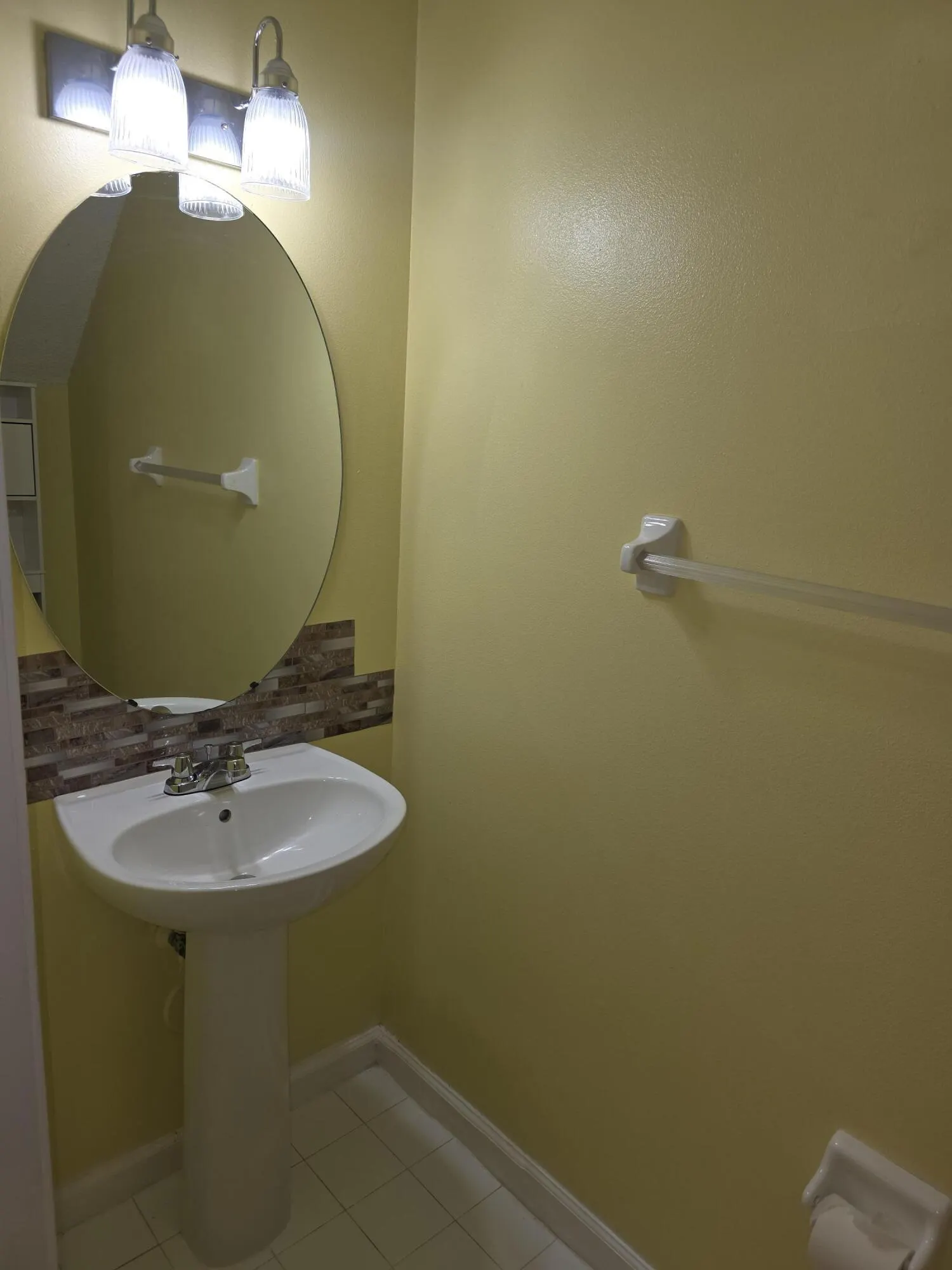 6004 N GOLDEN BEAUTY Lane #6004