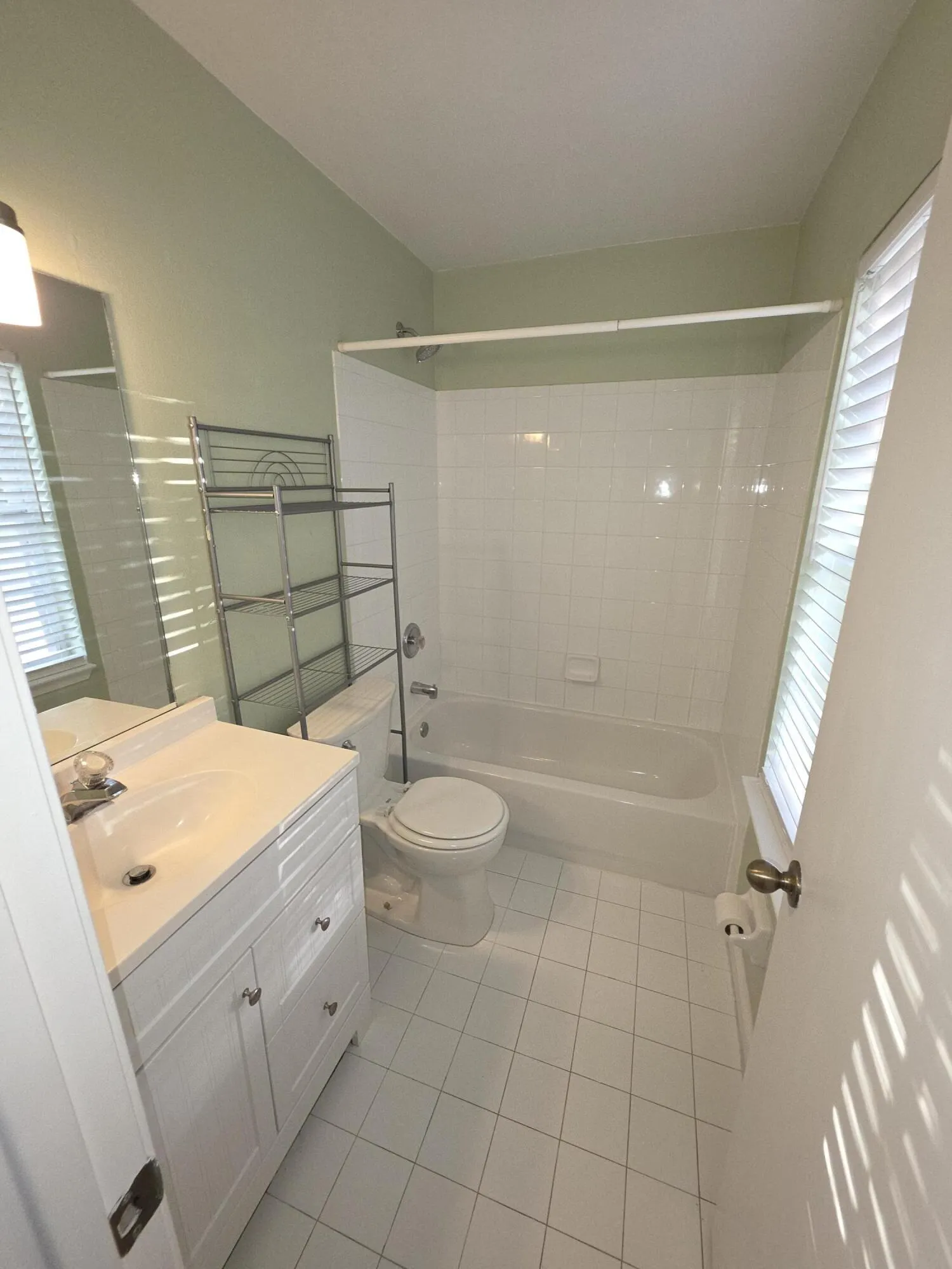 6004 N GOLDEN BEAUTY Lane #6004