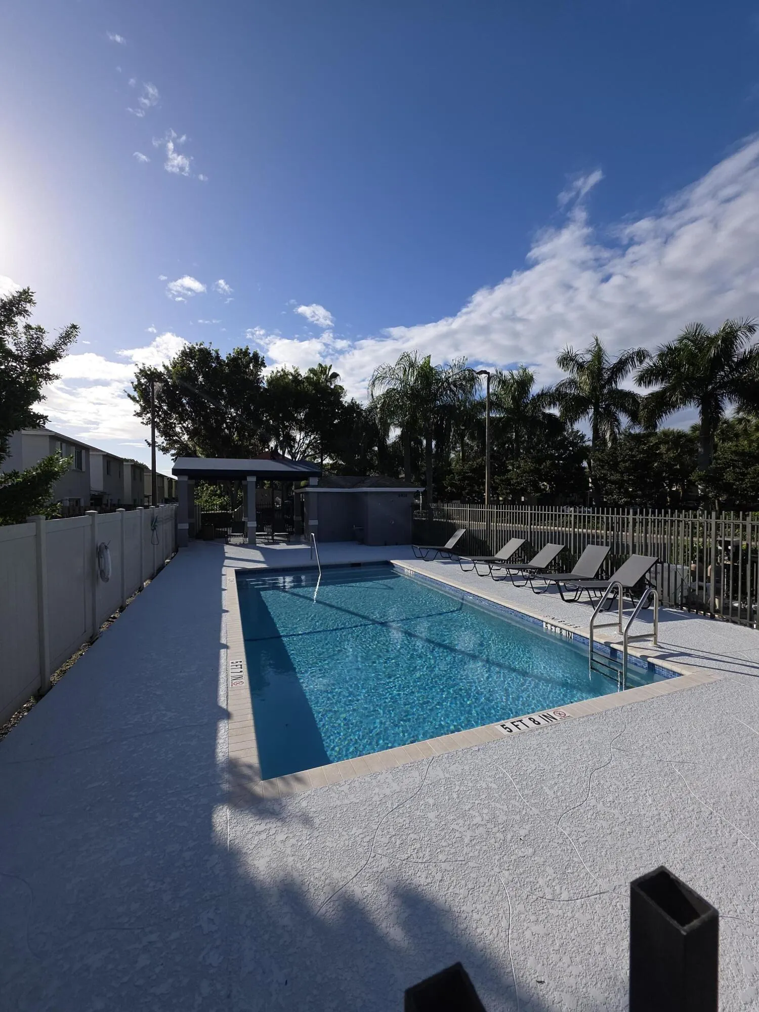 6004 N GOLDEN BEAUTY Lane #6004