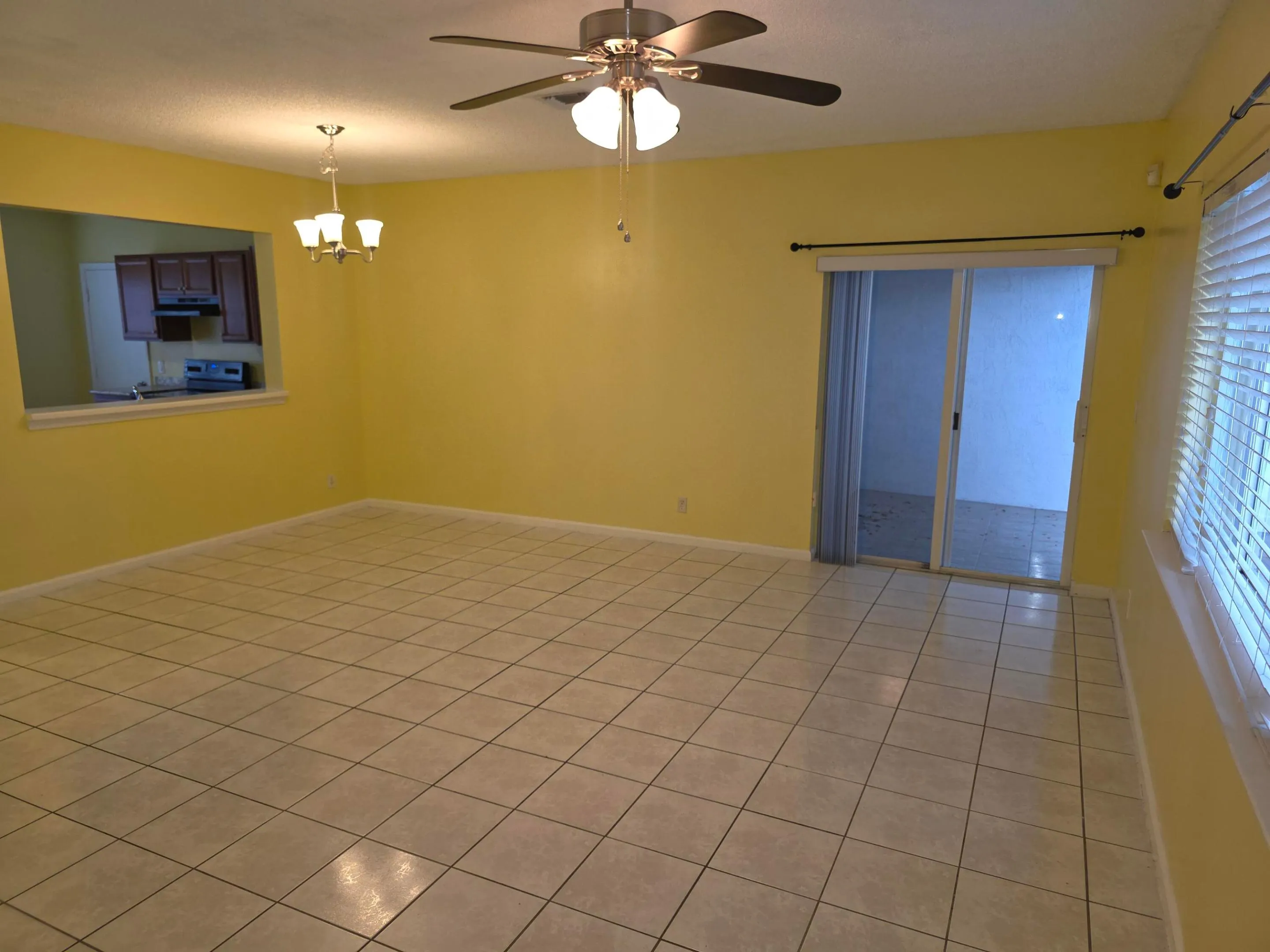 6004 N GOLDEN BEAUTY Lane #6004