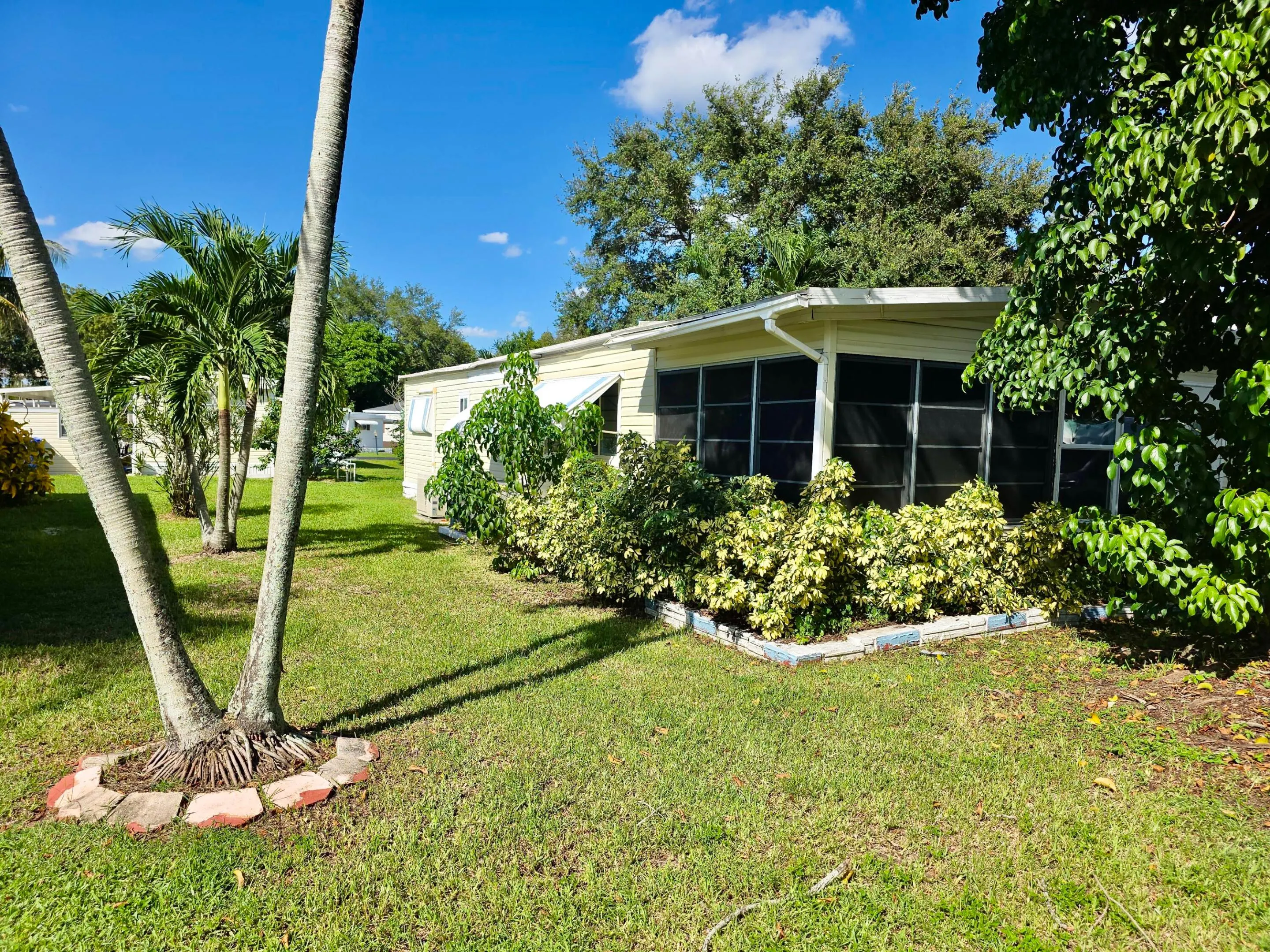 4521 NW 69th Court #lot H10