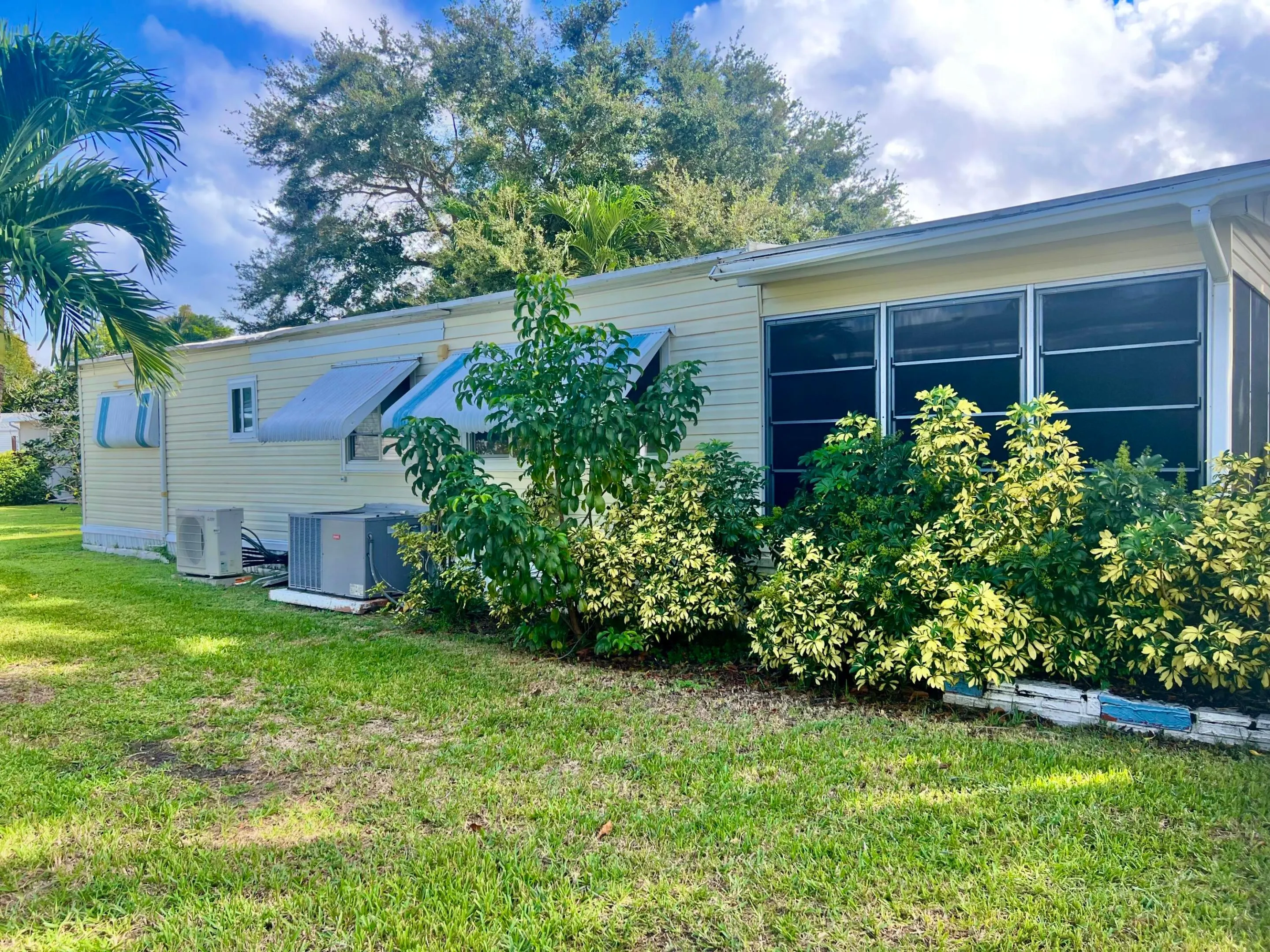 4521 NW 69th Court #lot H10