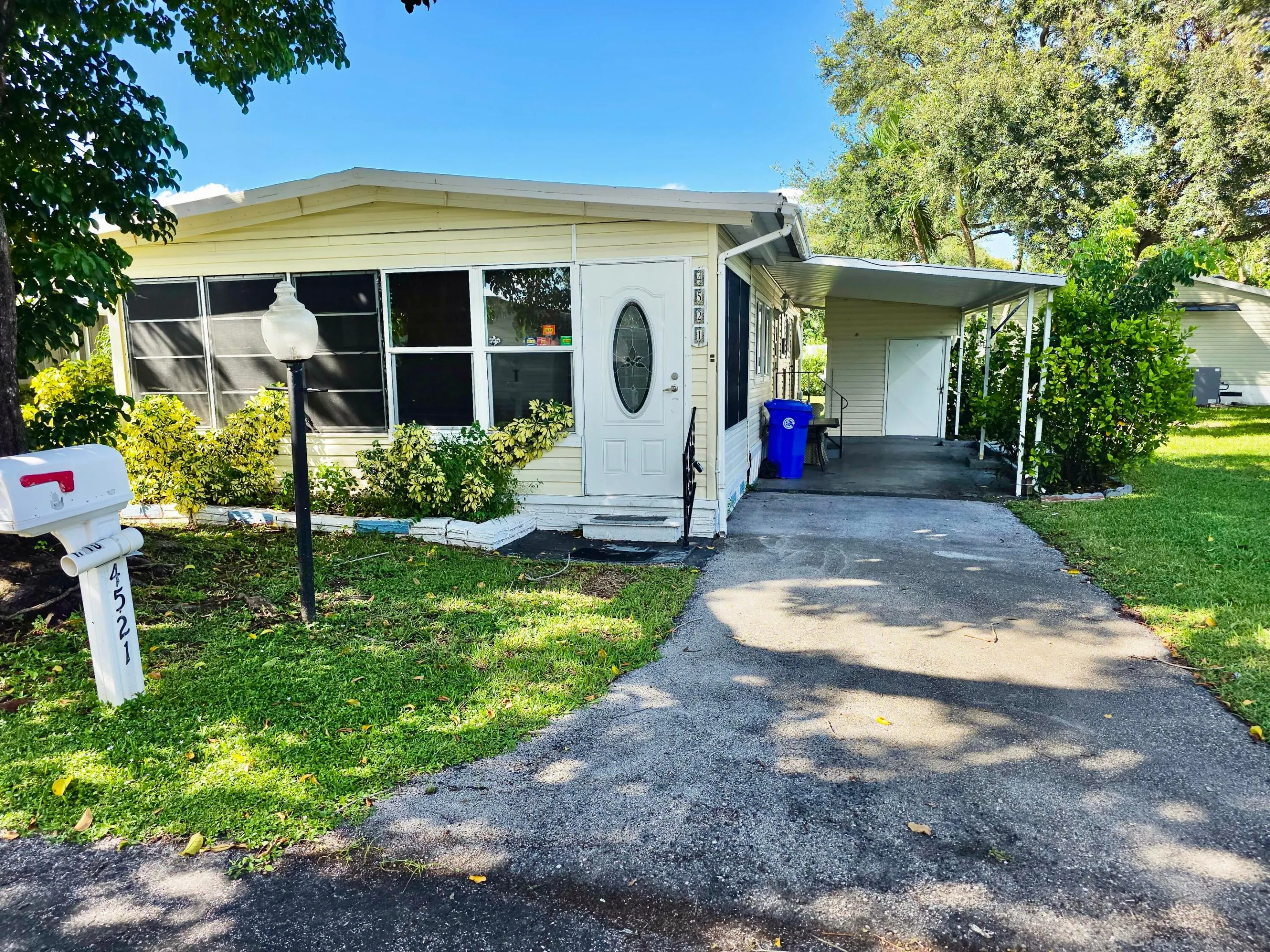 4521 NW 69th Court #lot H10