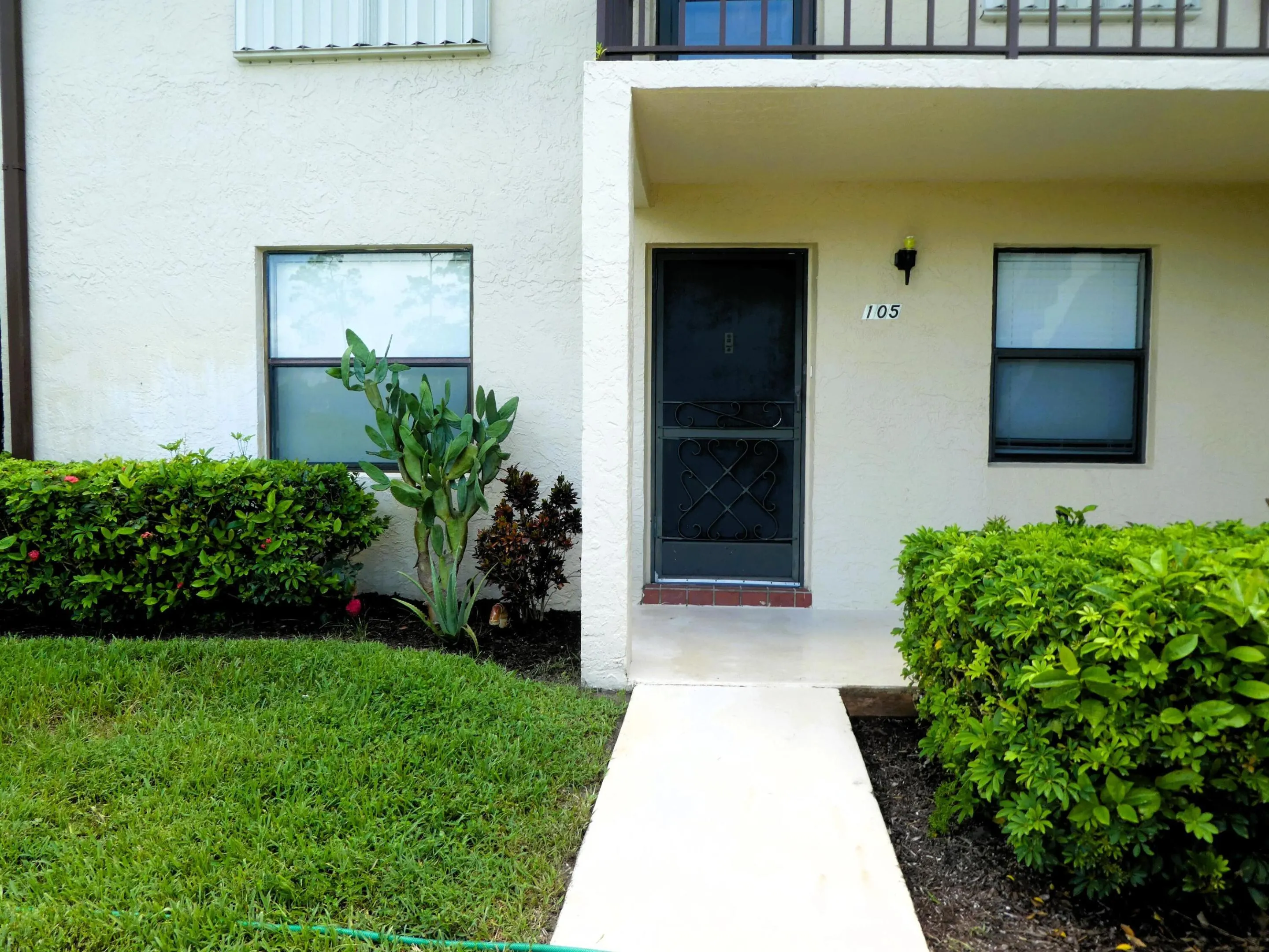 4570 LUCERNE LAKES Boulevard E #105