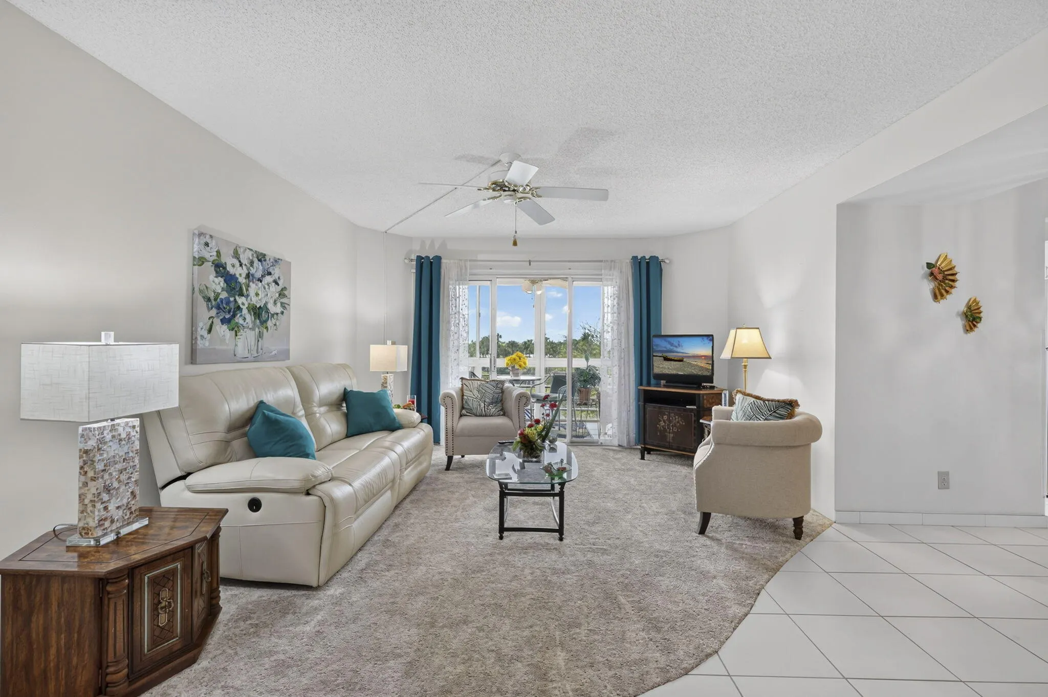3959 Via Poinciana #506