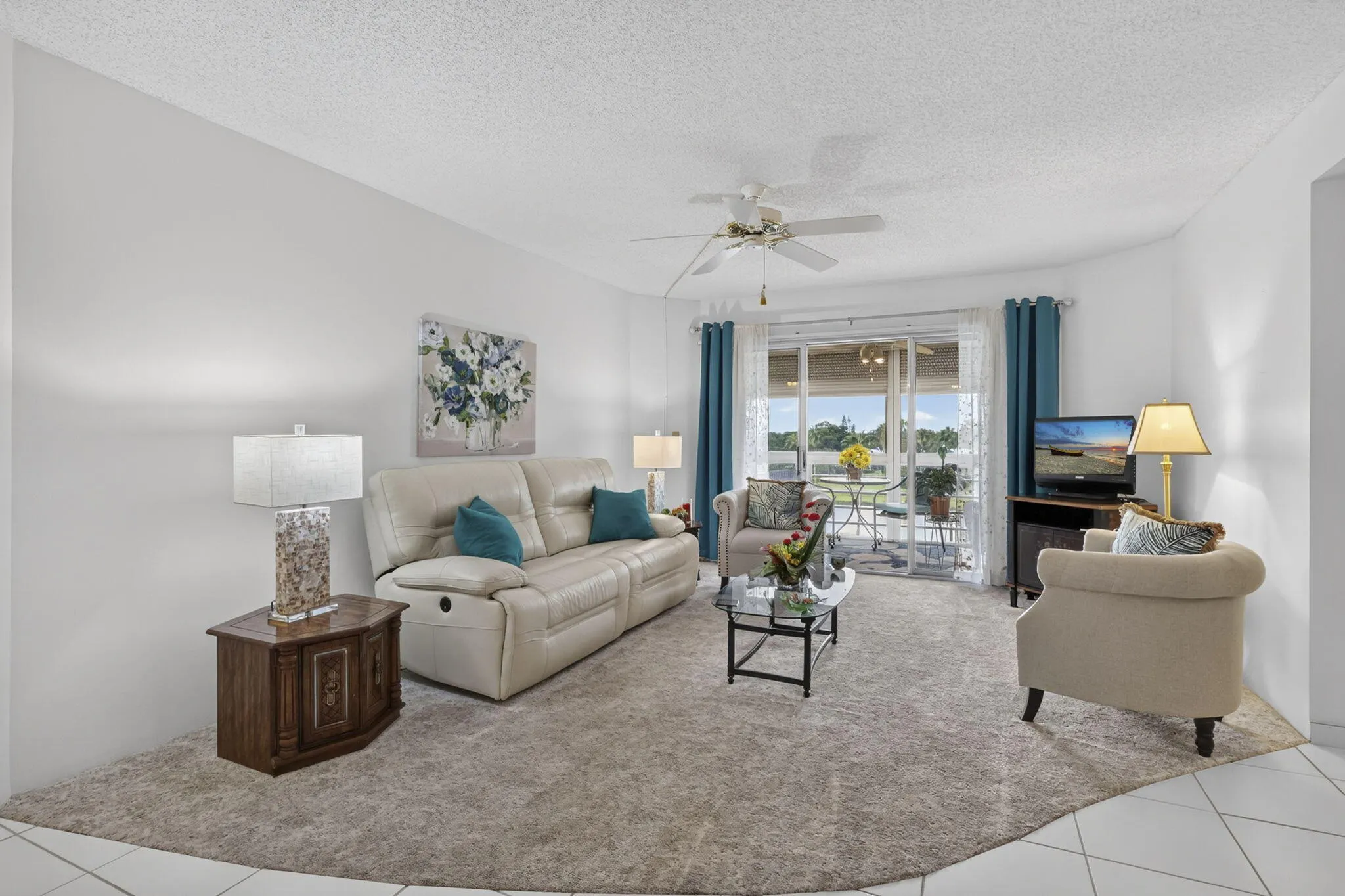 3959 Via Poinciana #506