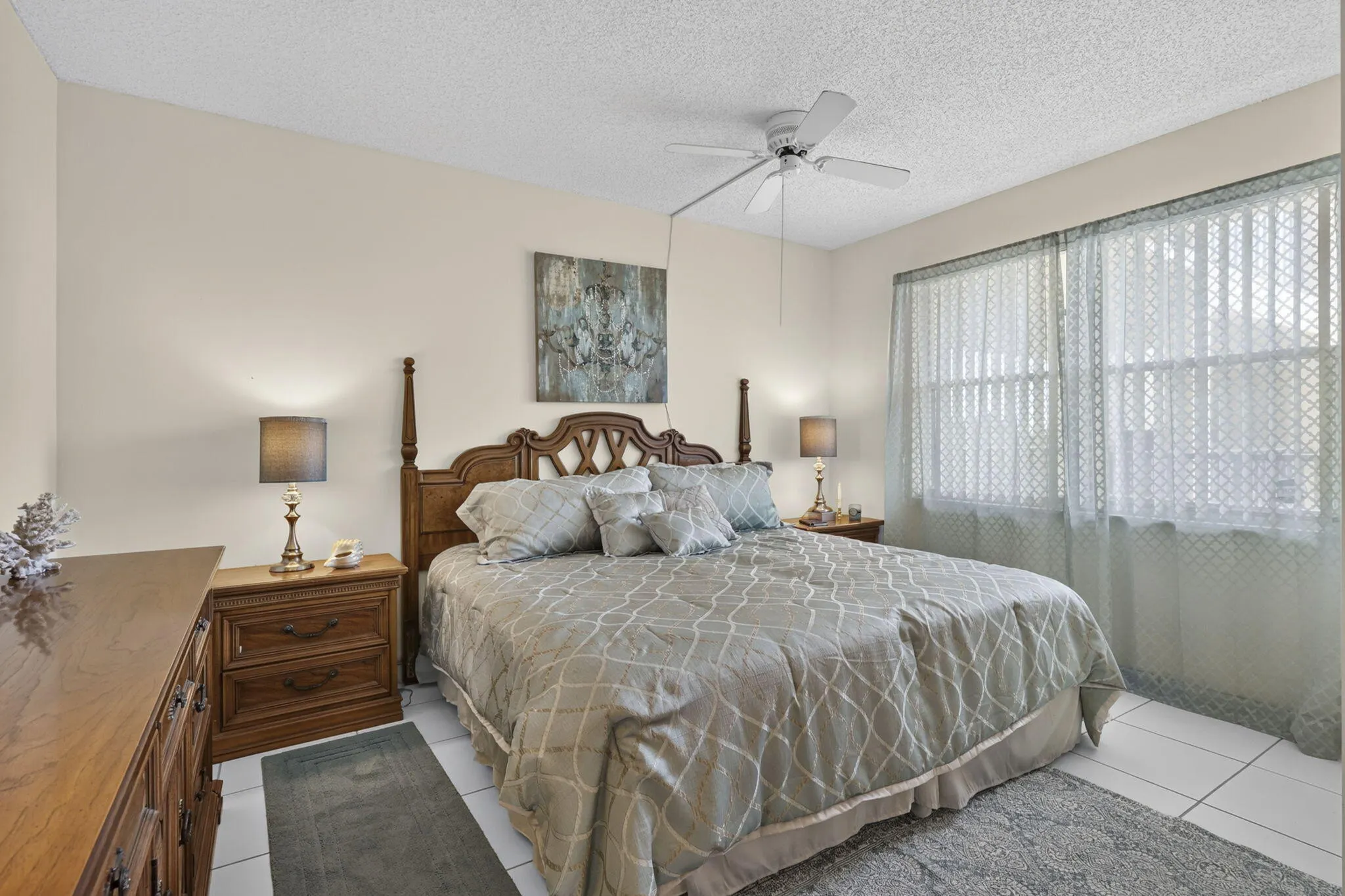 3959 Via Poinciana #506