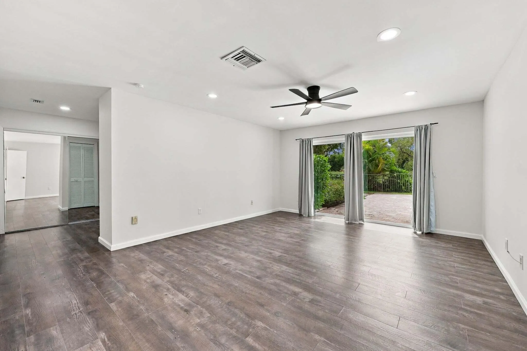 10134 Boca Woods Lane