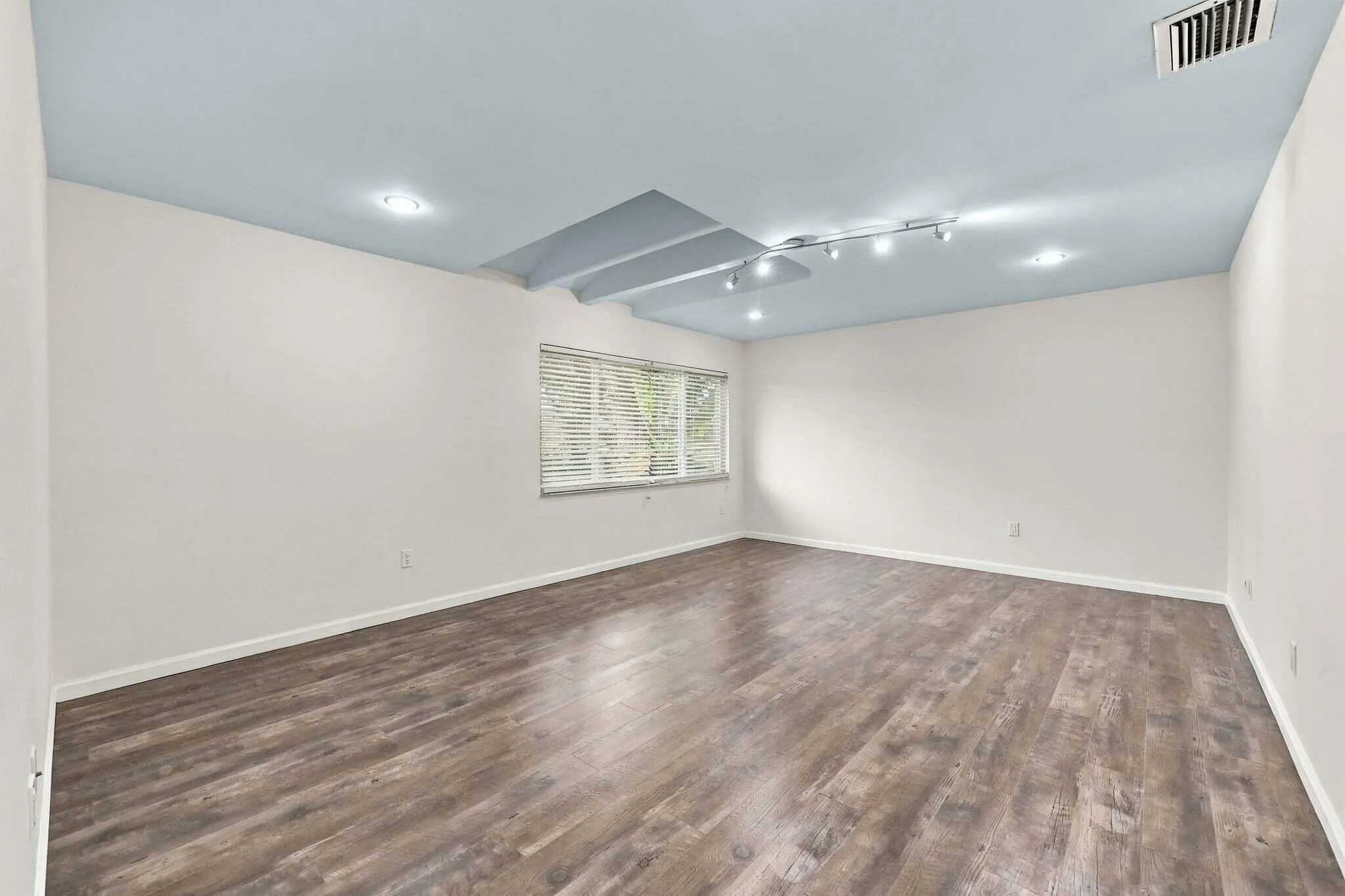 10134 Boca Woods Lane