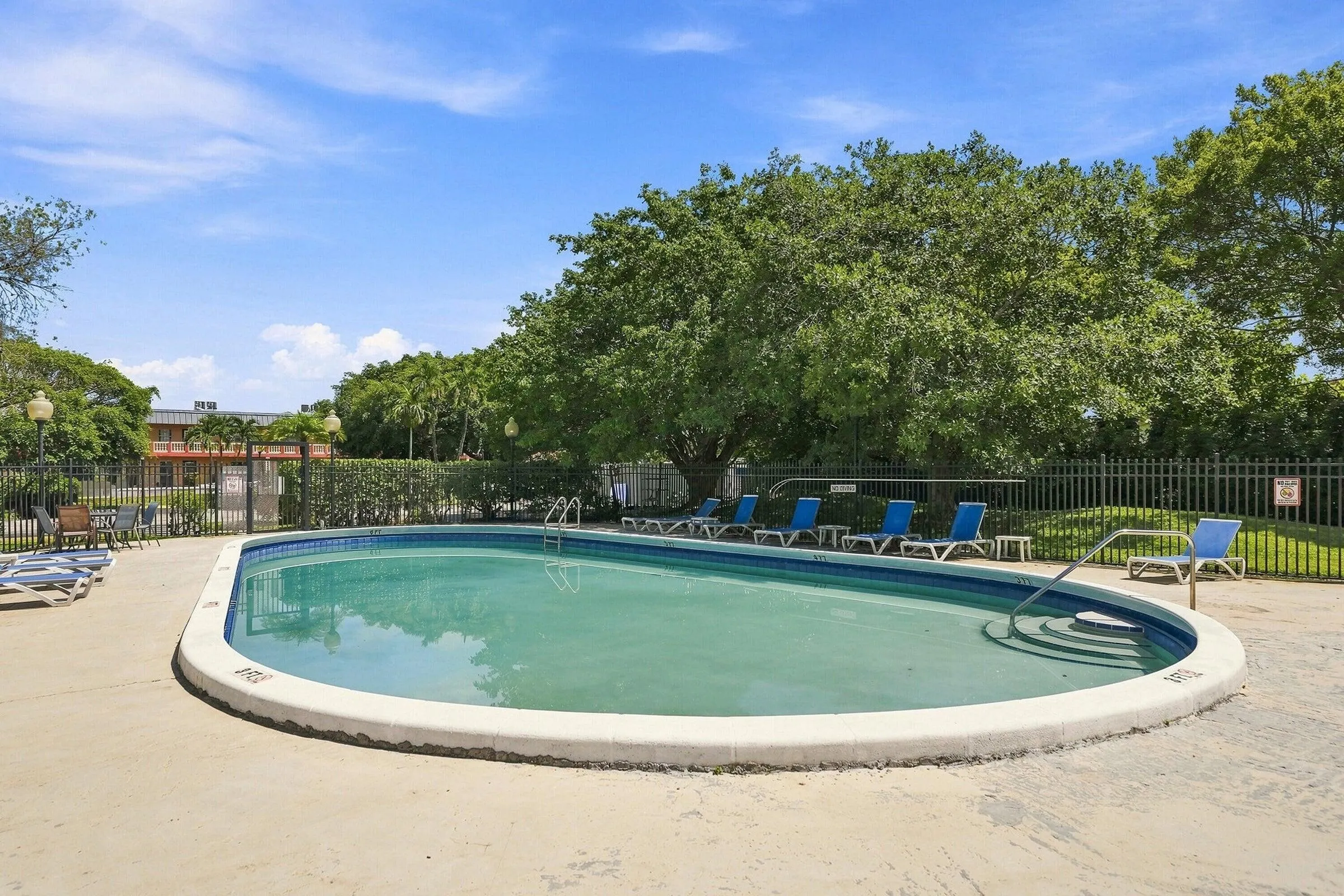 9338 SW 3RD Street #506