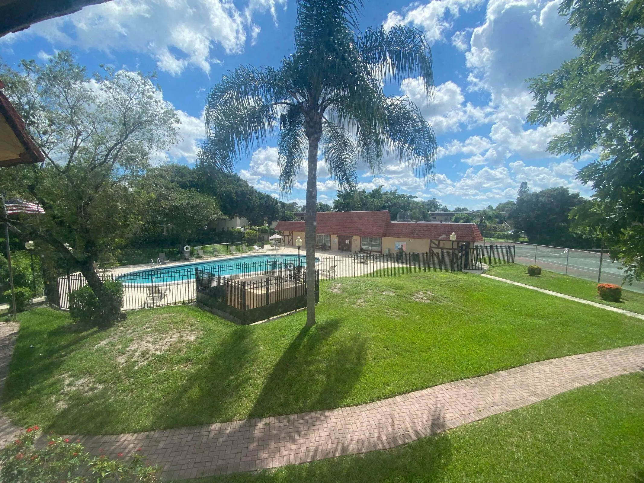 9338 SW 3RD Street #506