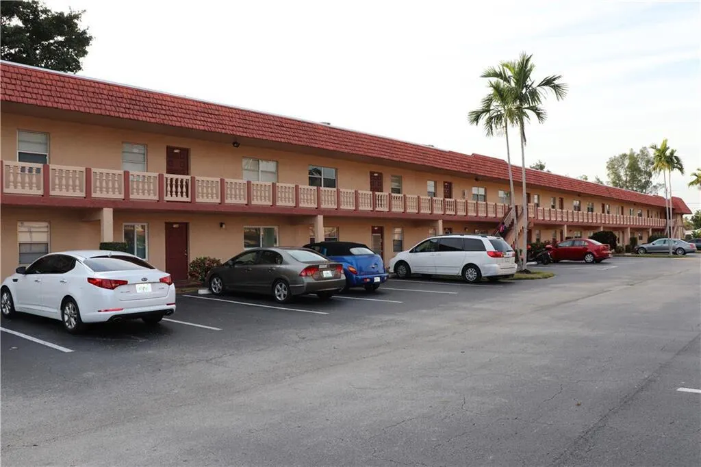 9338 SW 3RD Street #506