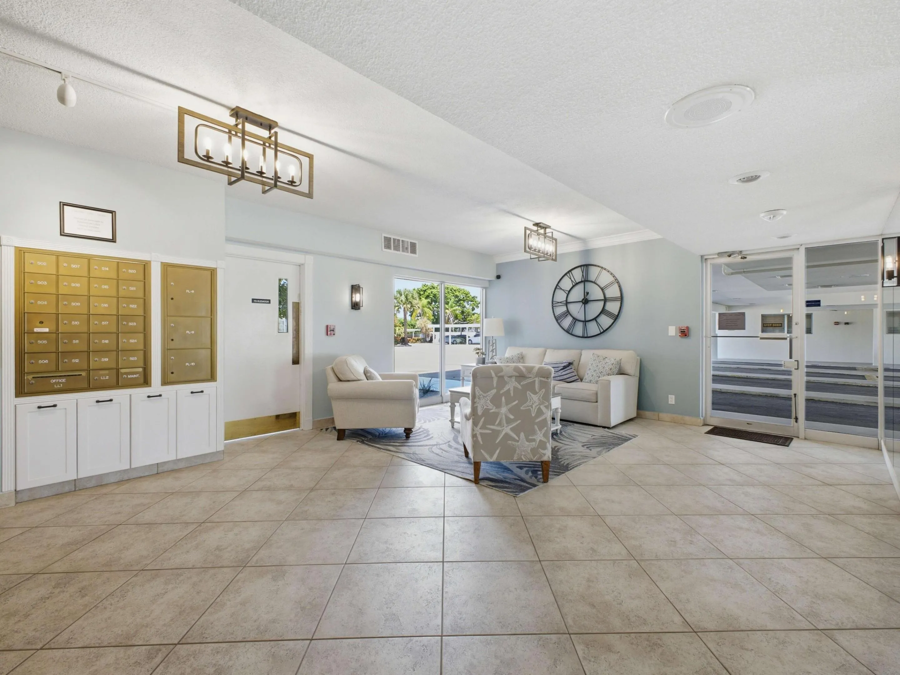 555 NW 4th Avenue #218