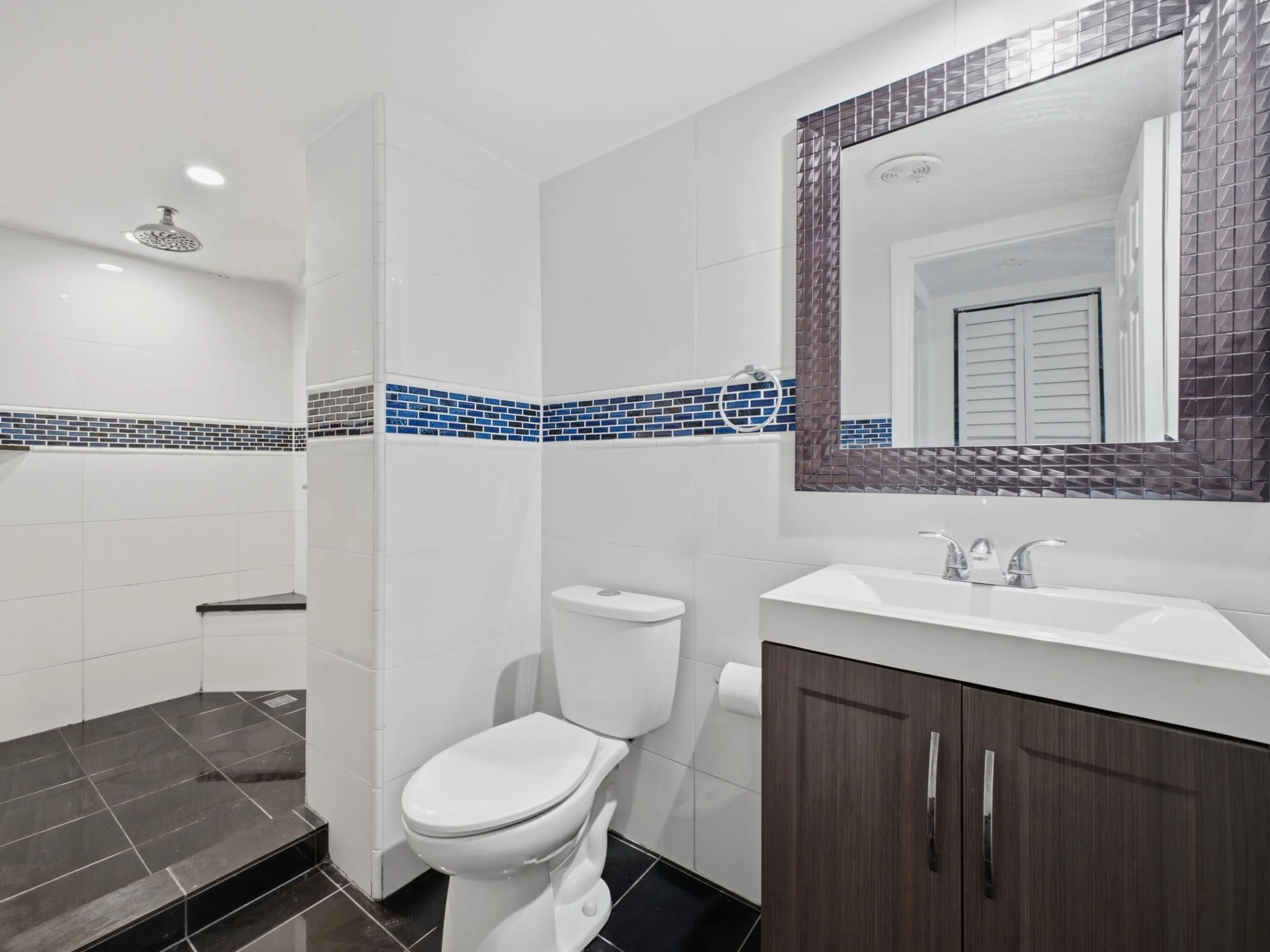 555 NW 4th Avenue #218