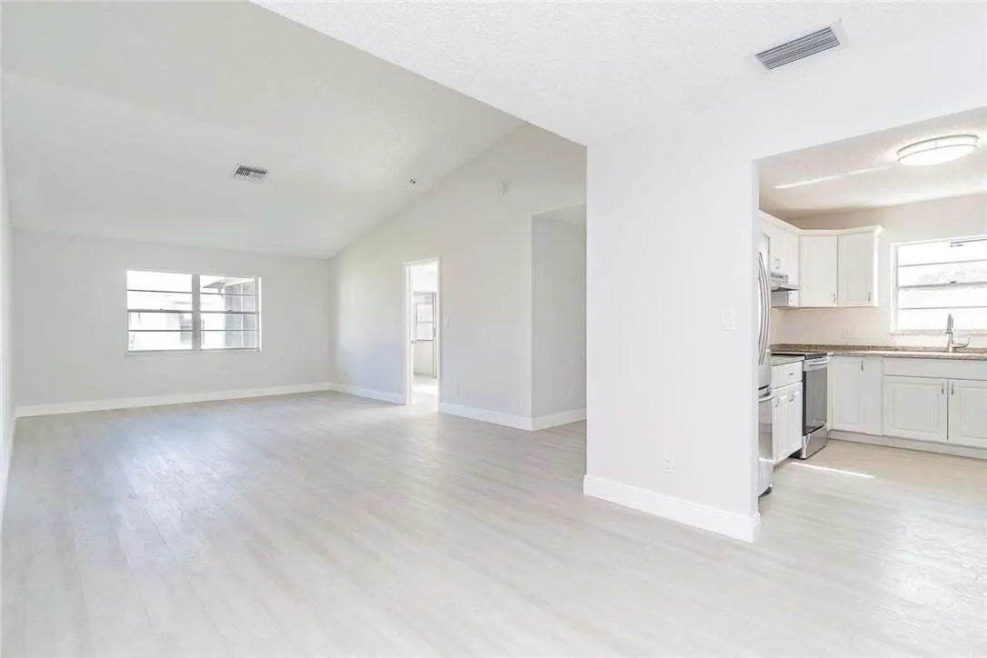 3830 ROWENA Circle