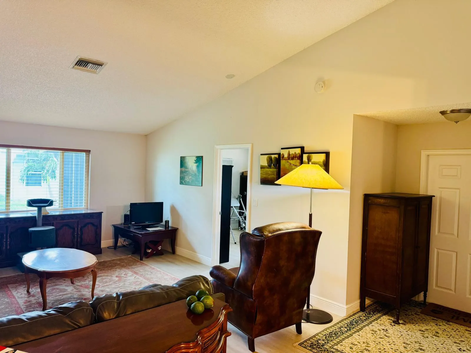 3830 ROWENA Circle