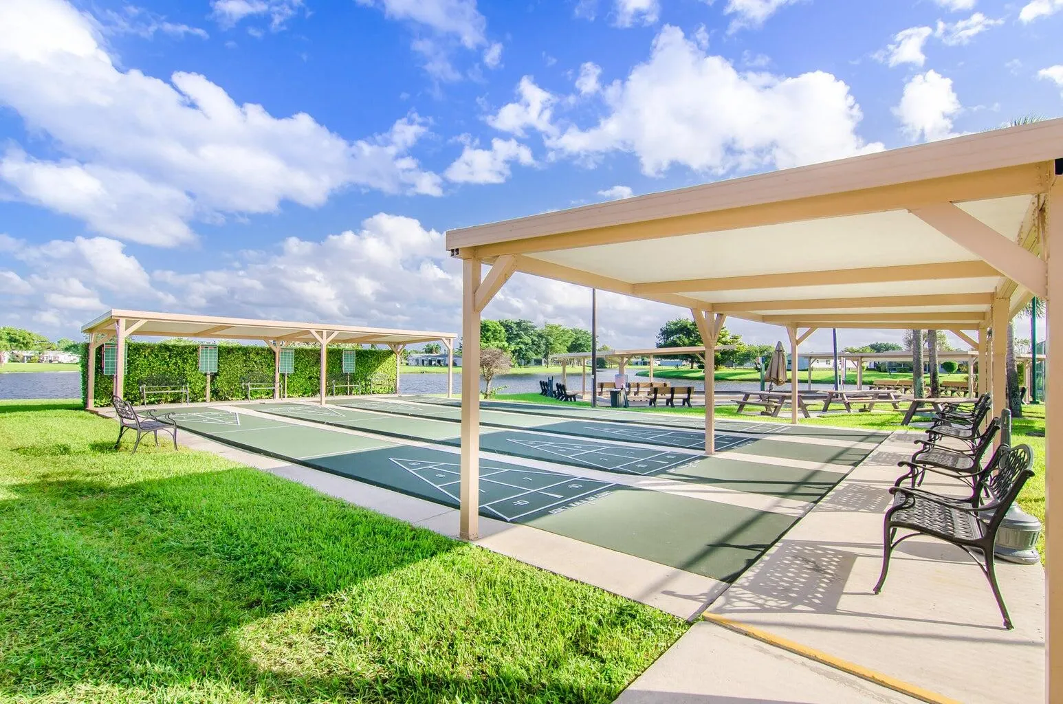 3830 ROWENA Circle