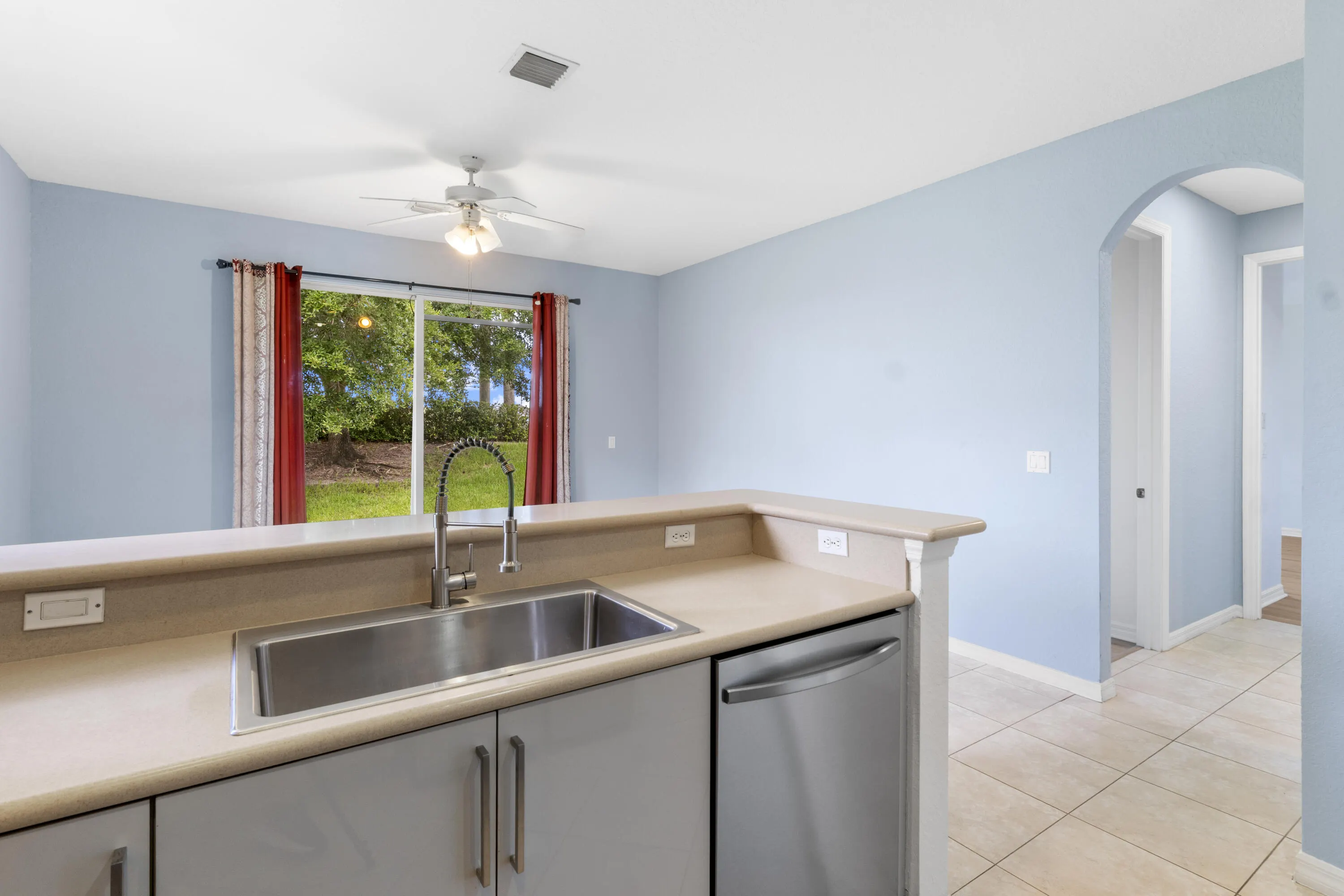 9907 E VERONA Circle