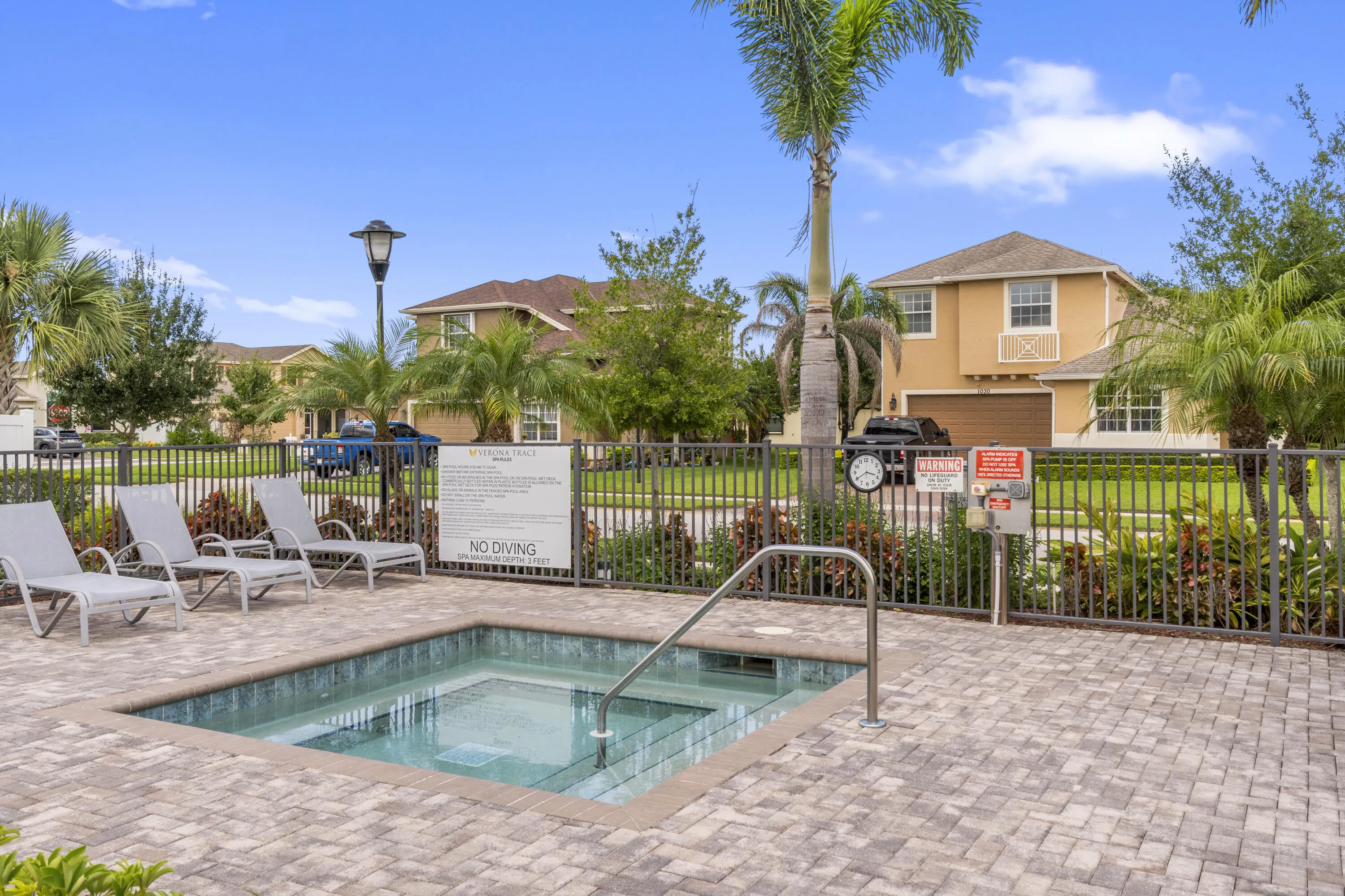 9907 E VERONA Circle